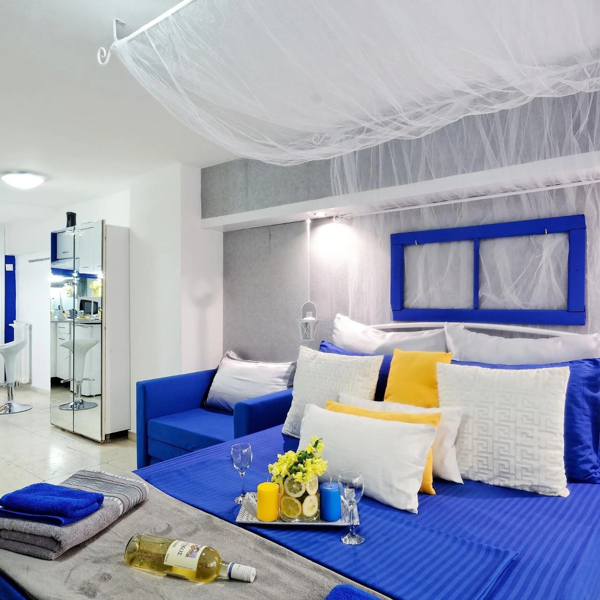 Photo of the whole room, Bed in Santorini Style in Athens, Greece