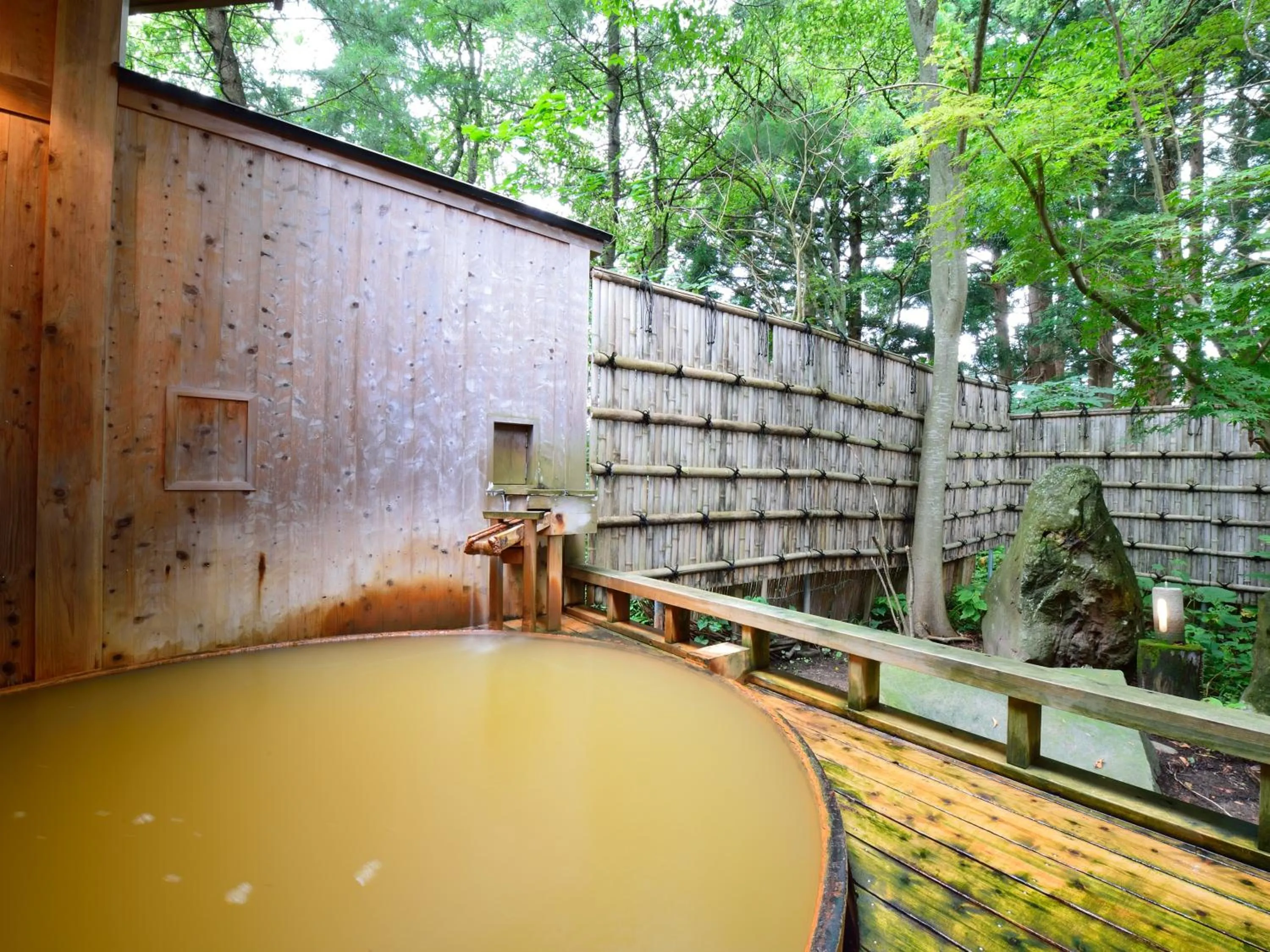Hot Spring Bath in Syohoen