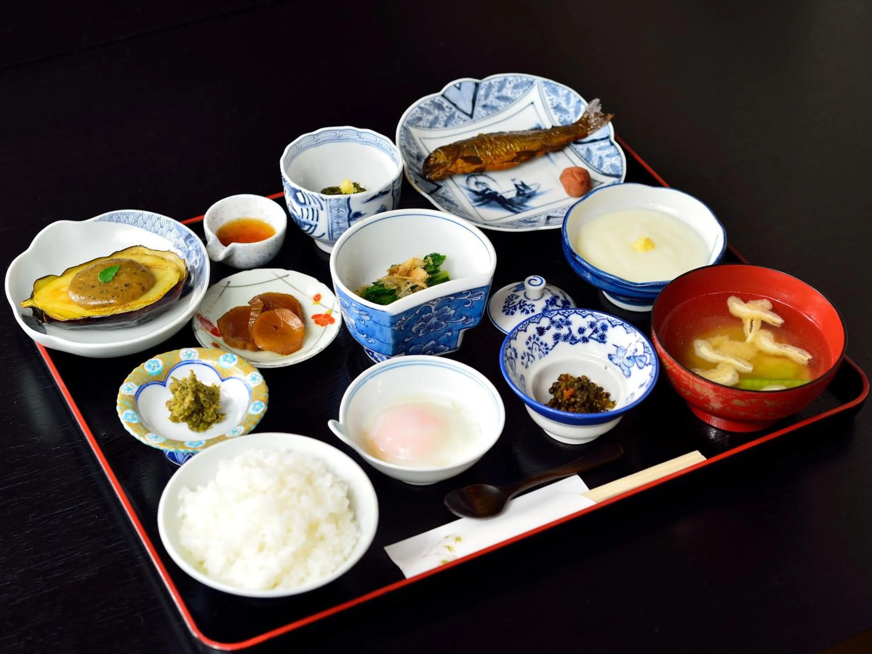 Asian breakfast in Syohoen