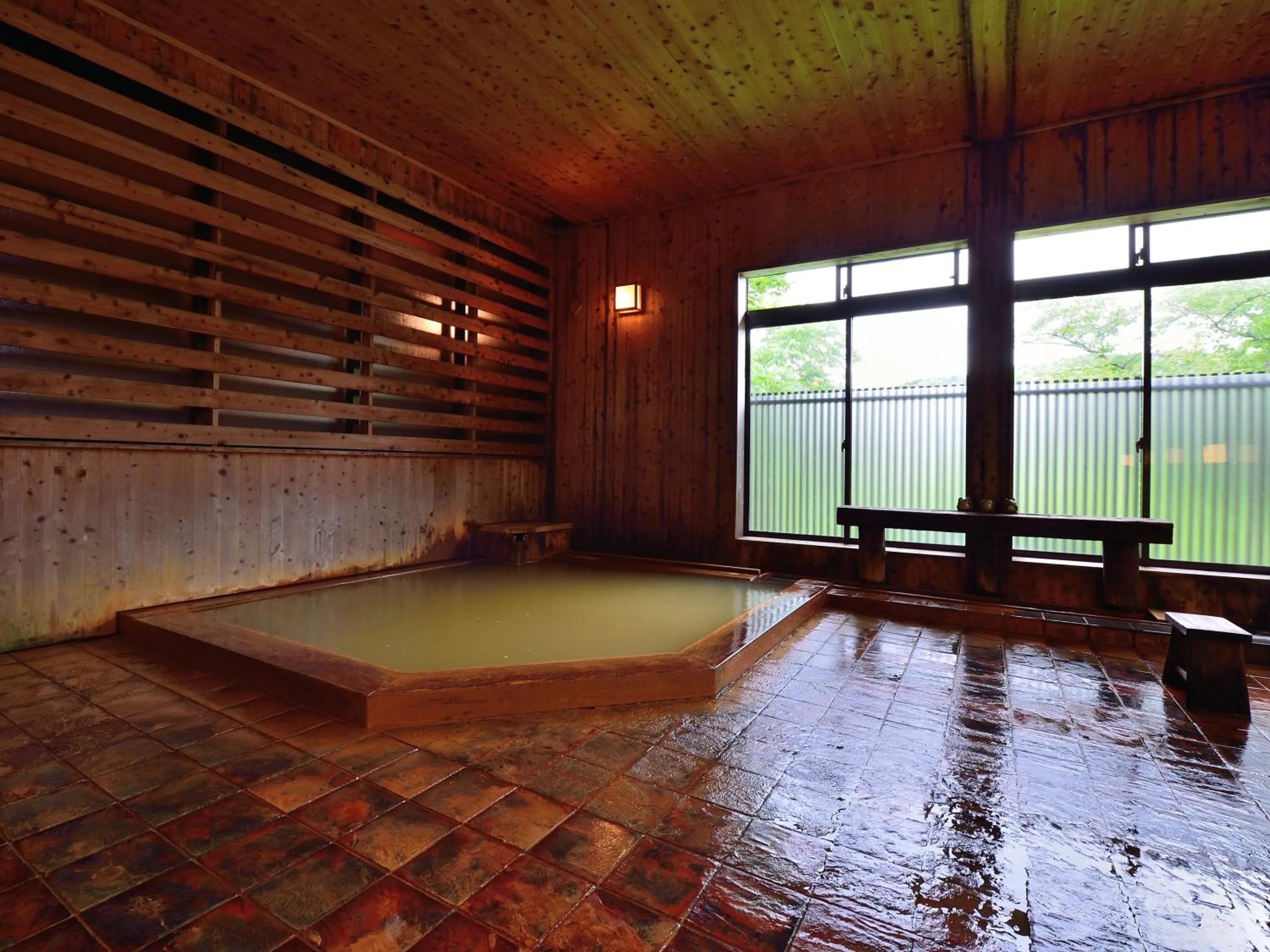 Hot Spring Bath in Syohoen