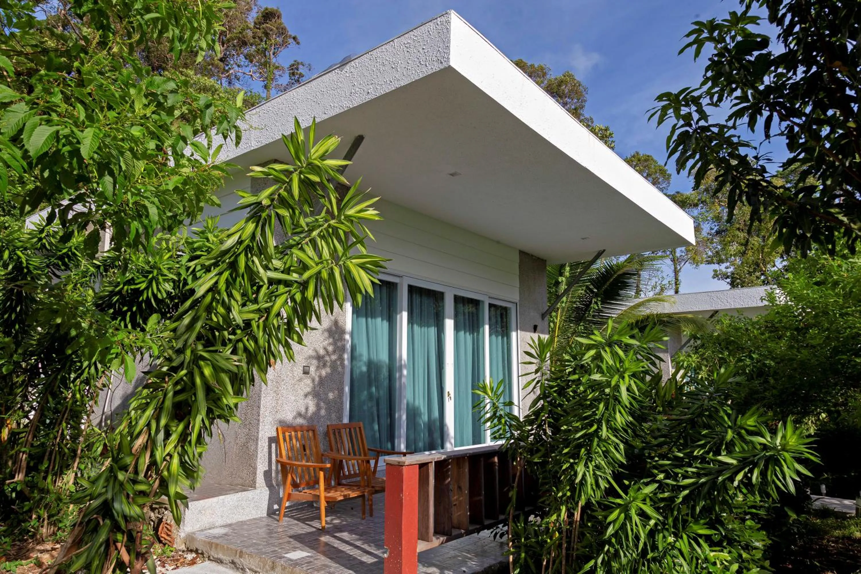 Garden in Pearl Beach Resort & Spa