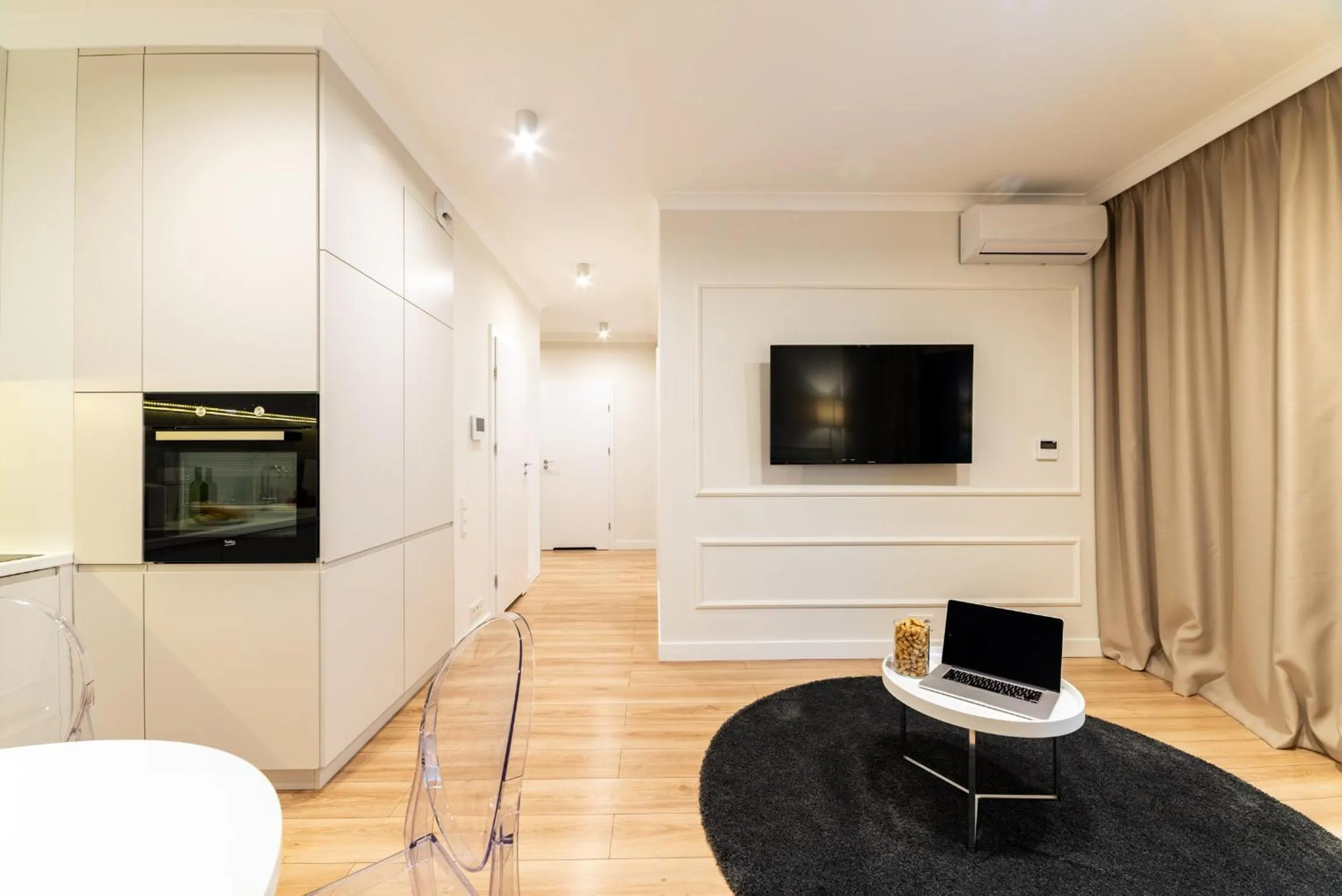 Living room in Mennica Central Apartments