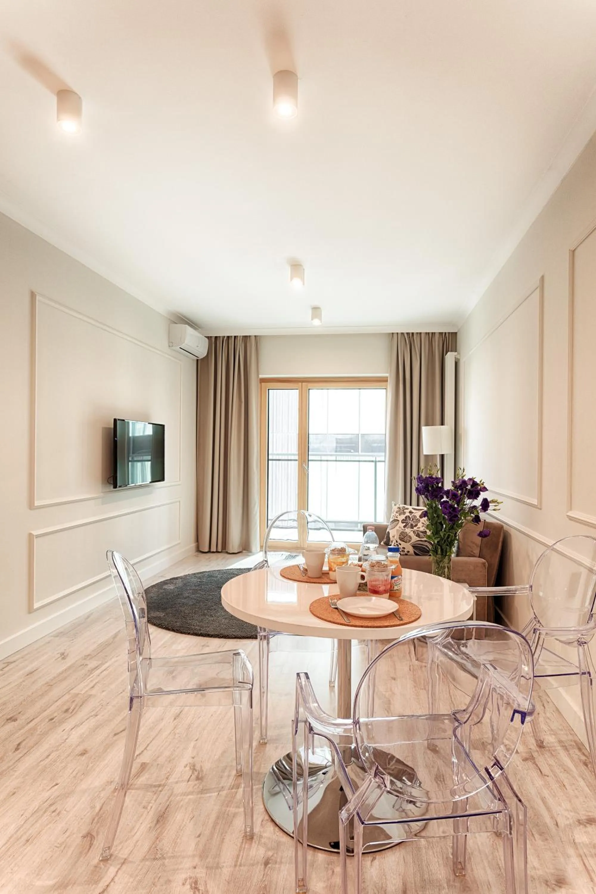 Living room in Mennica Central Apartments