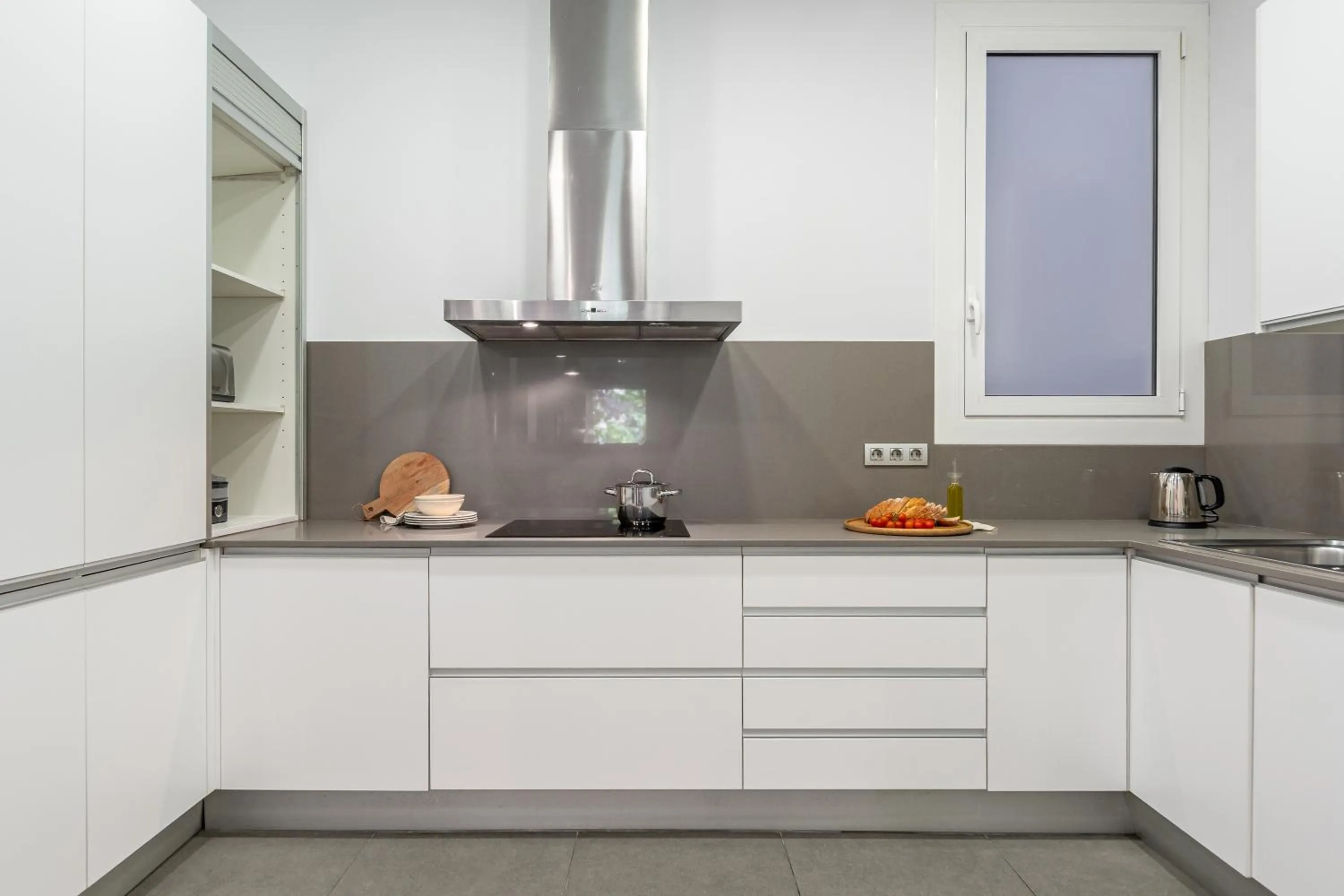 Kitchen or kitchenette in Aspasios Rambla Catalunya Apartments