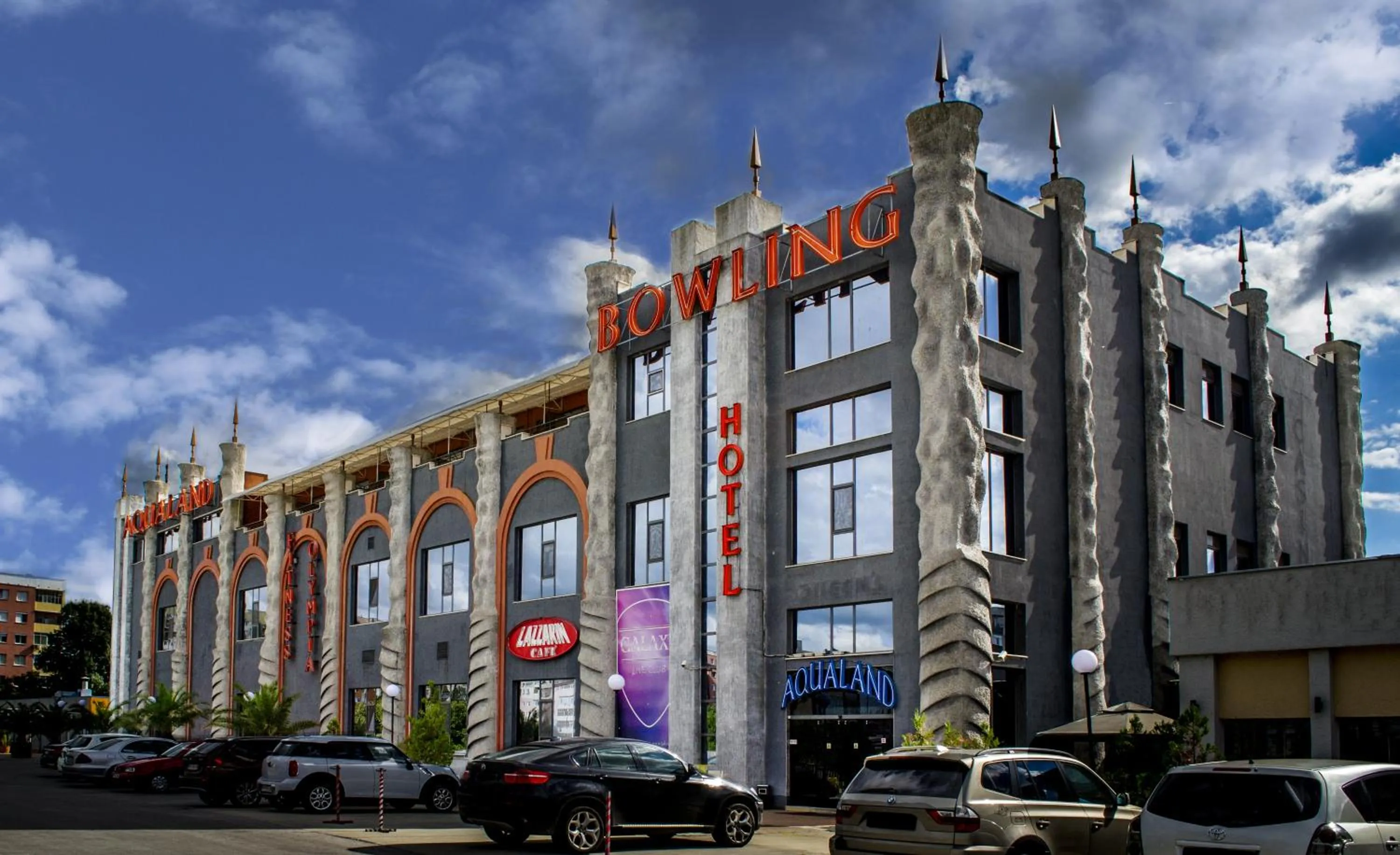 Property building in Hotel Aqualand