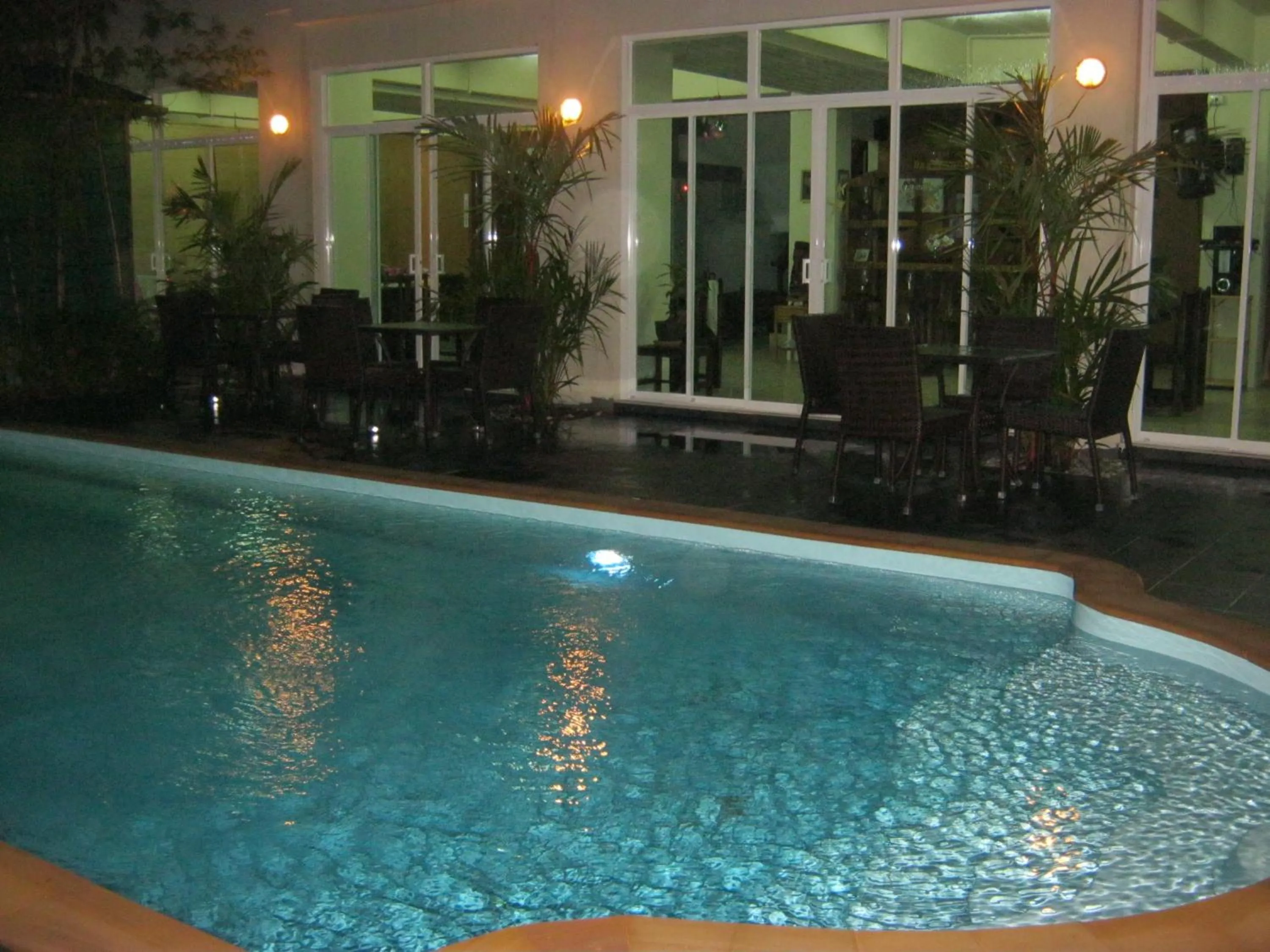 Night in Baan Rosa Bangtao Beach