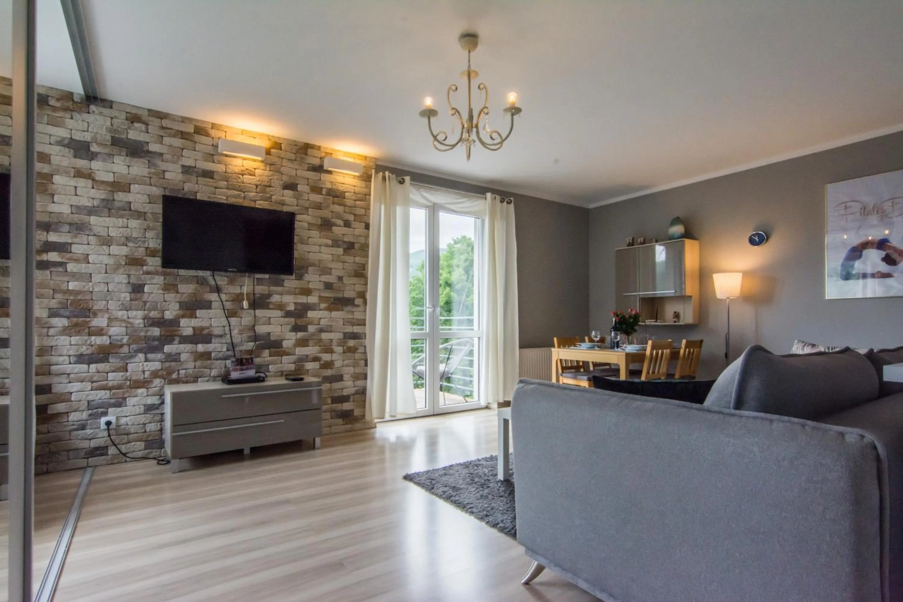 TV and multimedia in Apartamenty Izerskie - ul. Cicha 13D-E