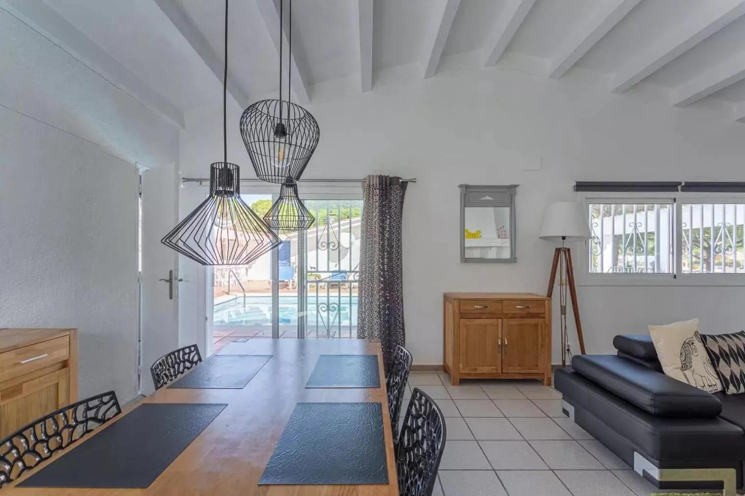 Dining area in Sea près des Golfs