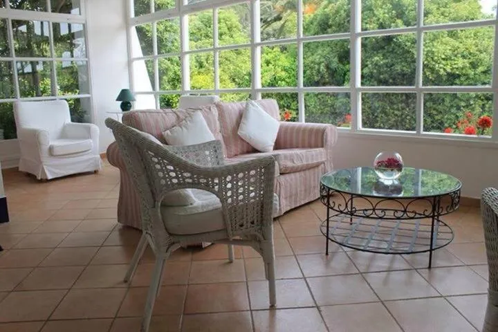 Seating area in Il Miraggio