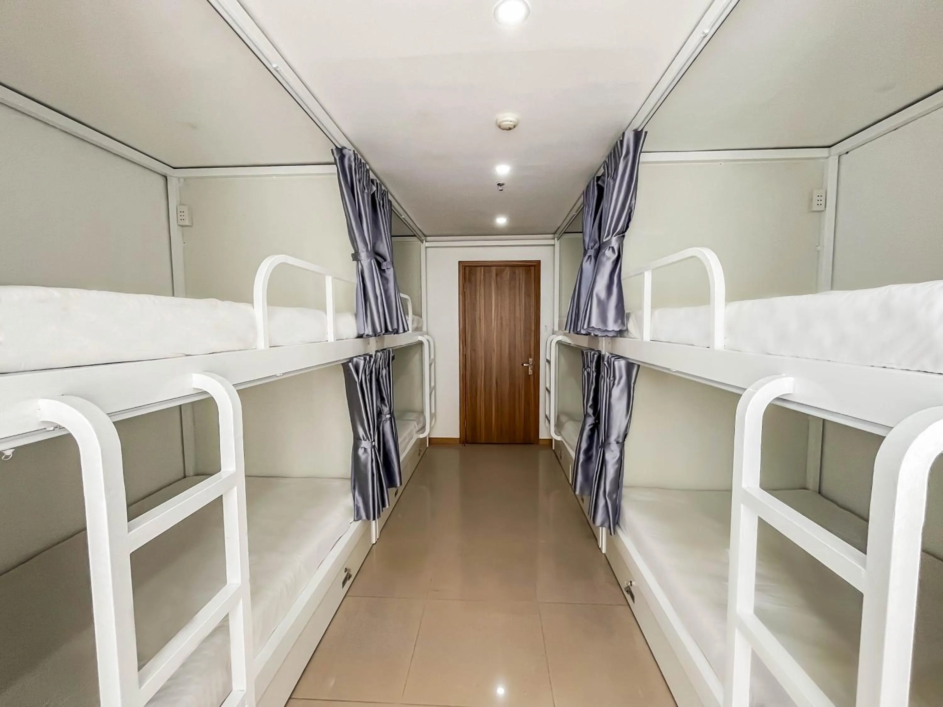 Bed in Quoc Cuong Center Da Nang Hotel by Haviland