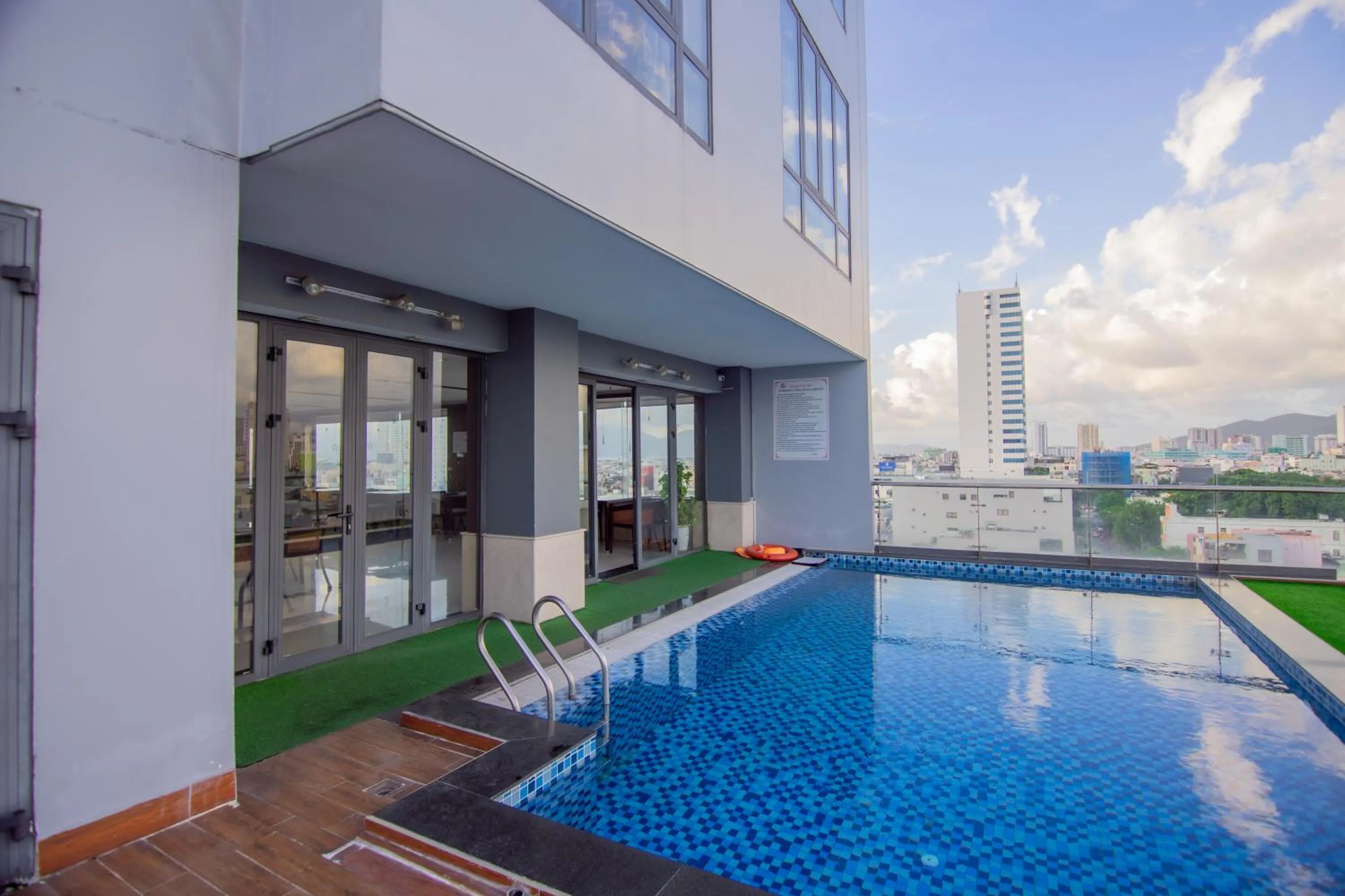 Property building in Quoc Cuong Center Da Nang Hotel by Haviland