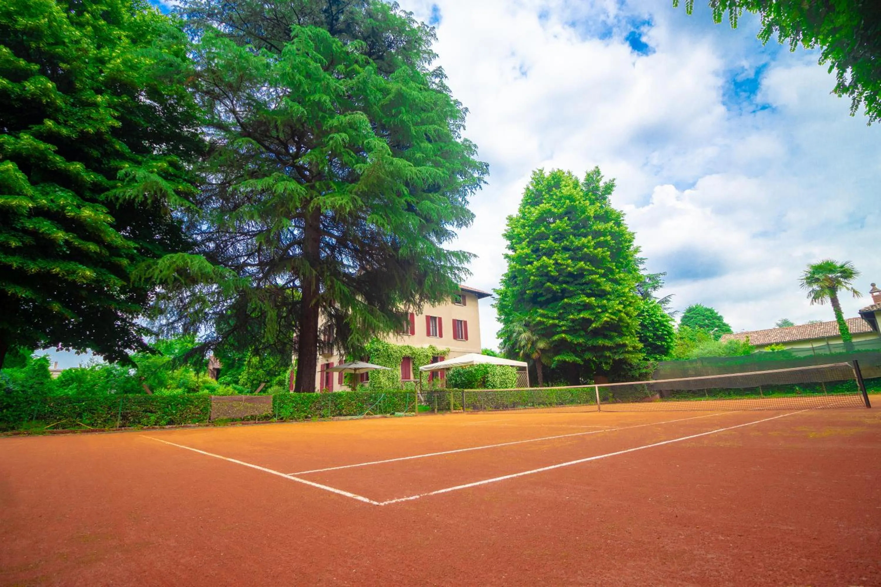 Tennis court in B & B Villa dell’Usignolo