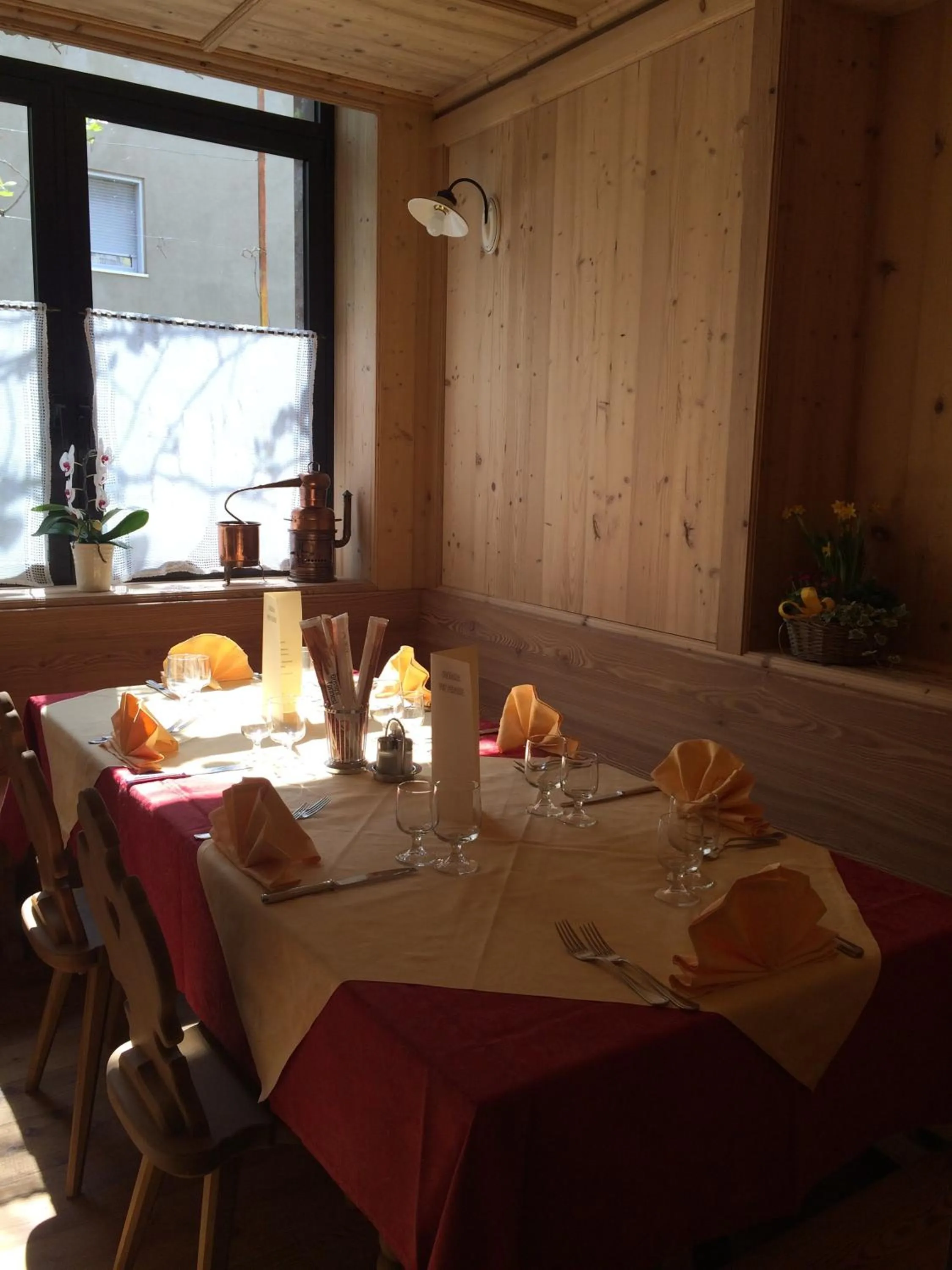 Restaurant/places to eat in La Rotonda