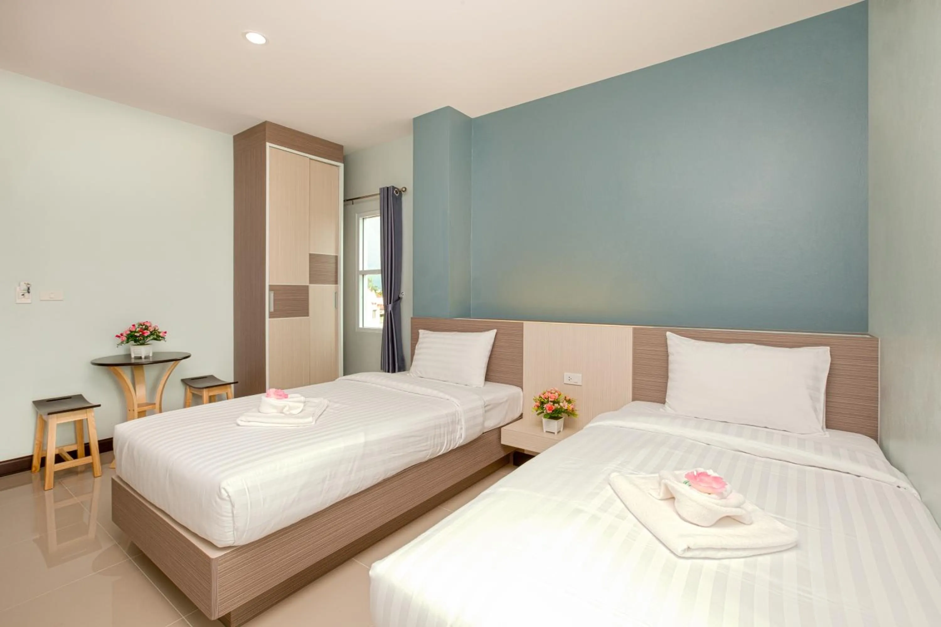 Bed in Je T'aime Hotel