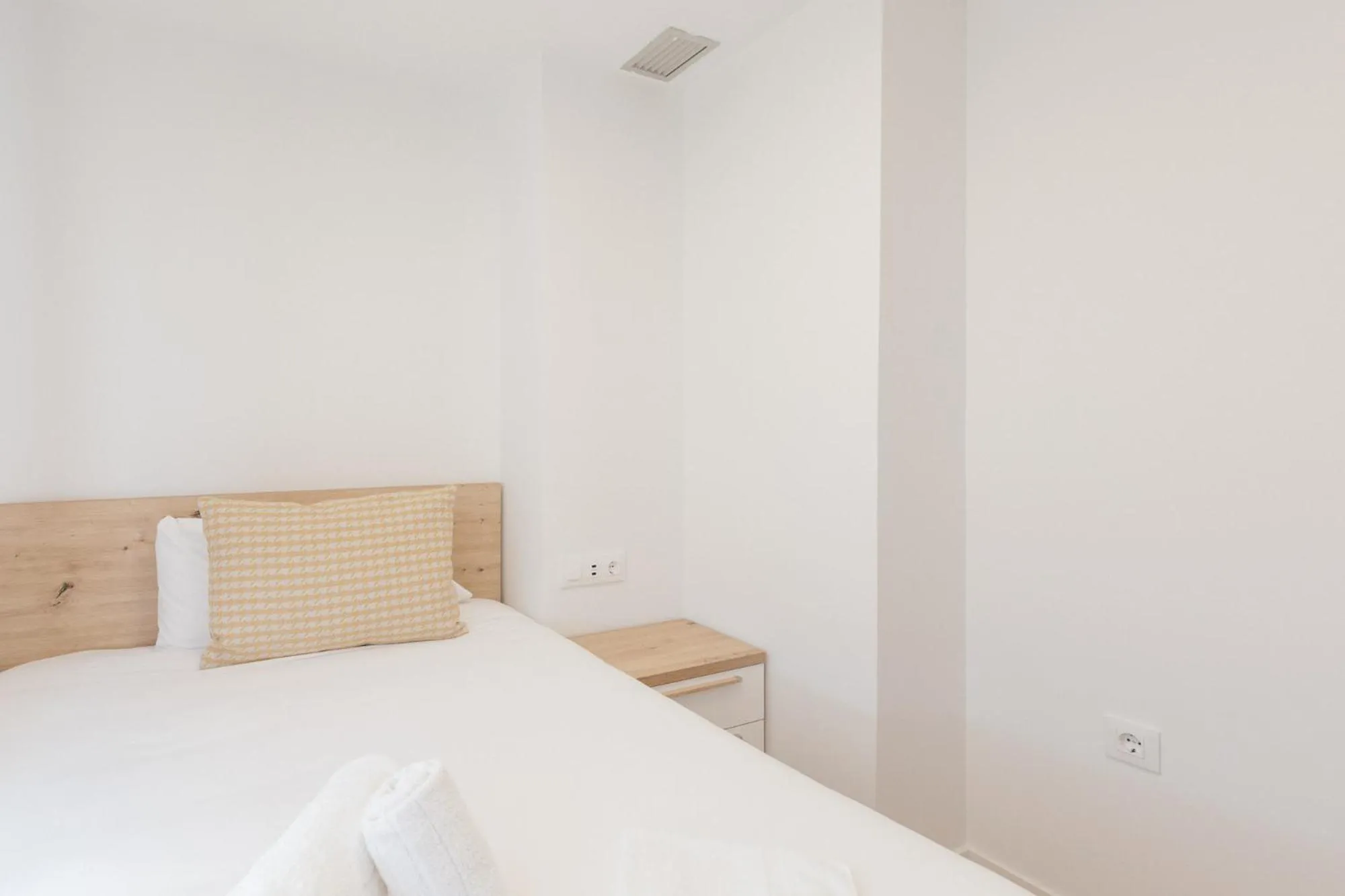 Decorative detail, Bed in Pio XII Apartments Valencia