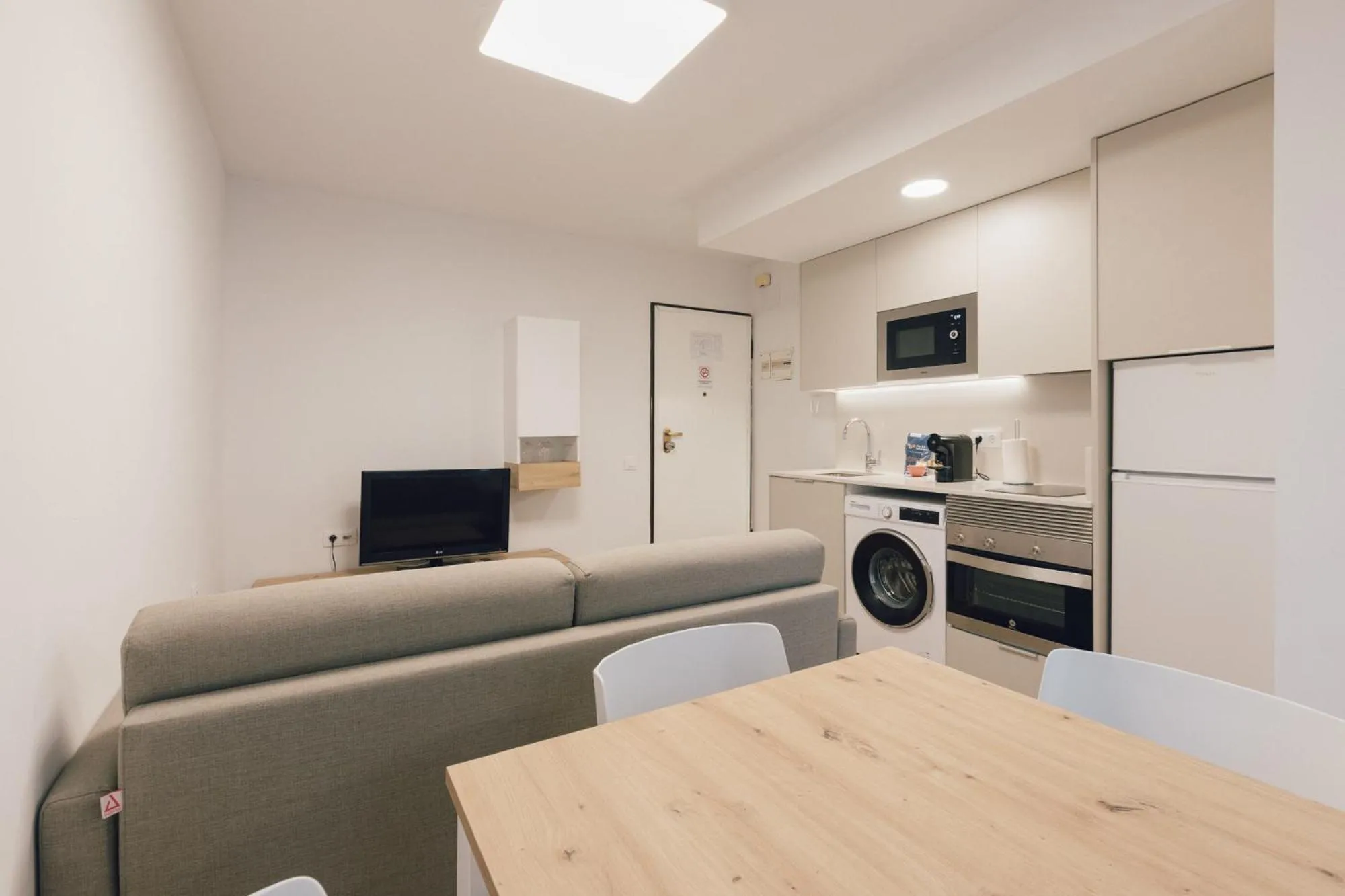 Kitchen or kitchenette in Pio XII Apartments Valencia