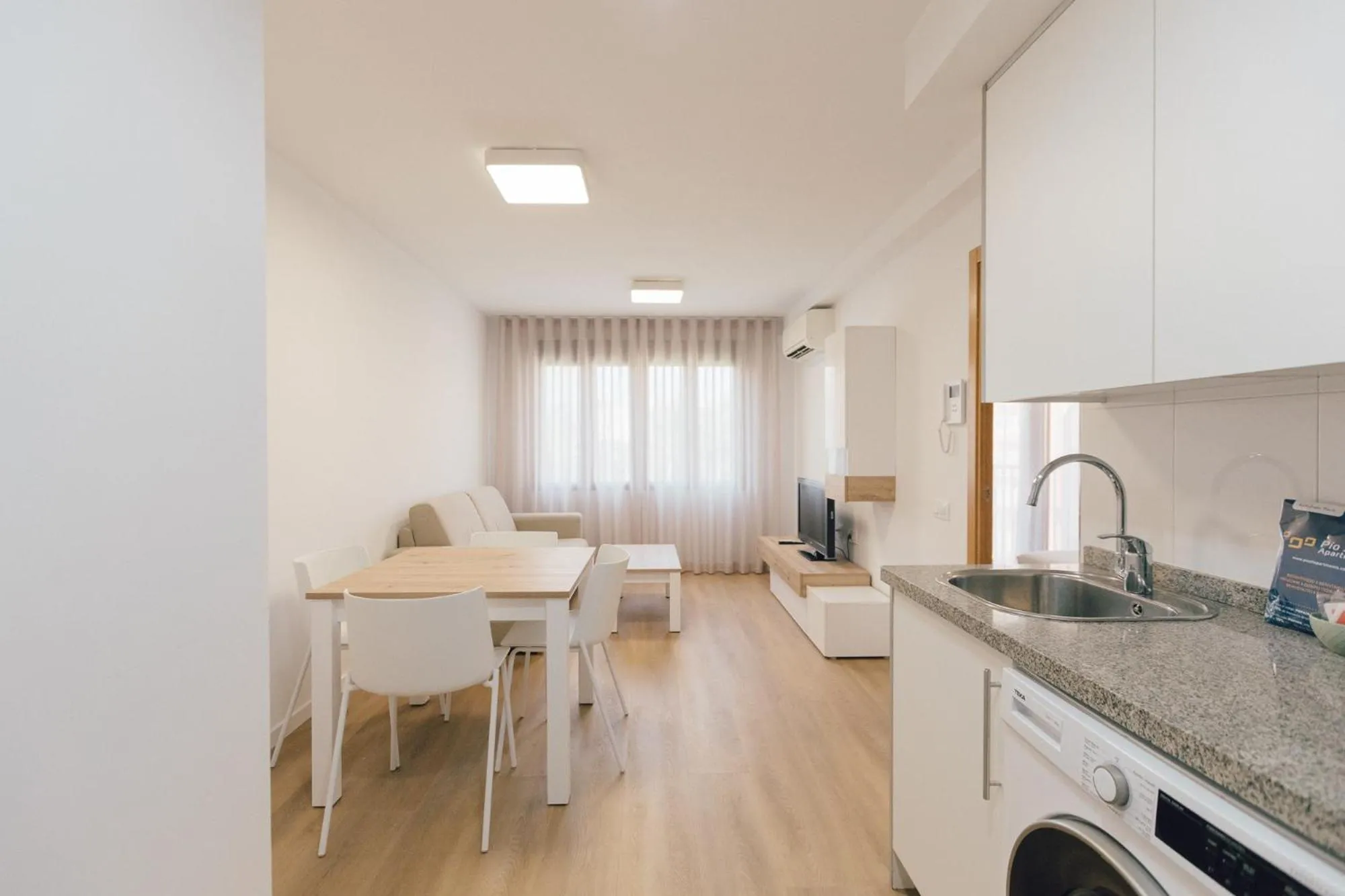 Living room in Pio XII Apartments Valencia