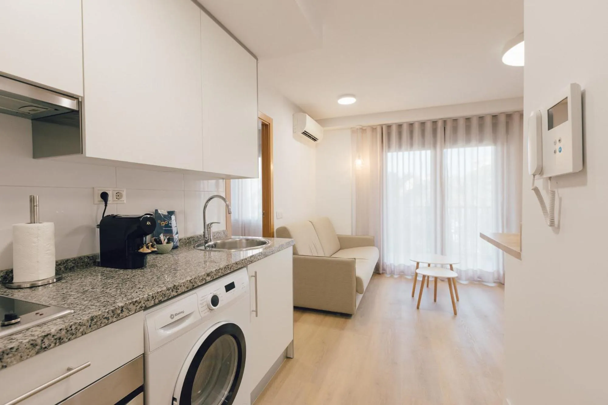 Living room in Pio XII Apartments Valencia