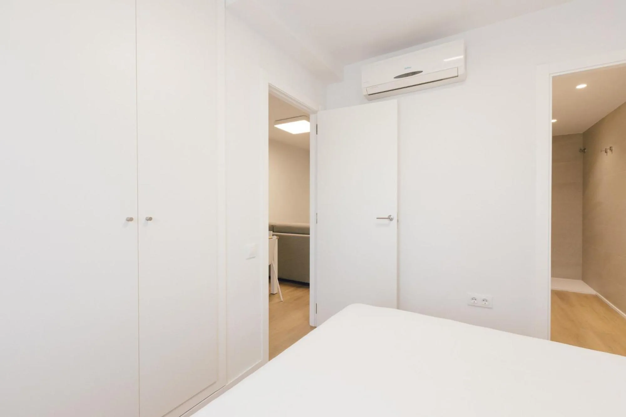 Bedroom, Bed in Pio XII Apartments Valencia