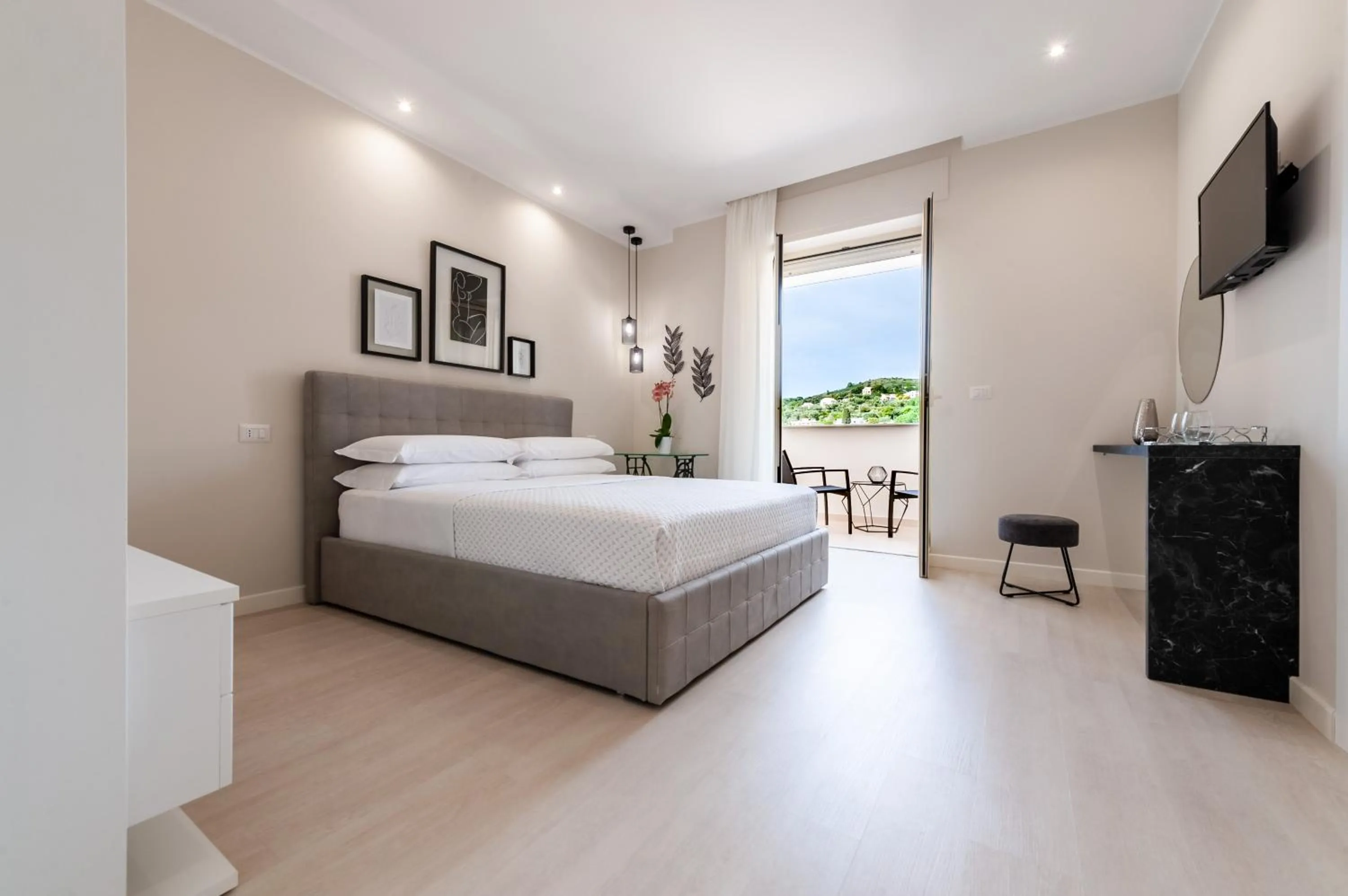 Photo of the whole room in Albergo Elea