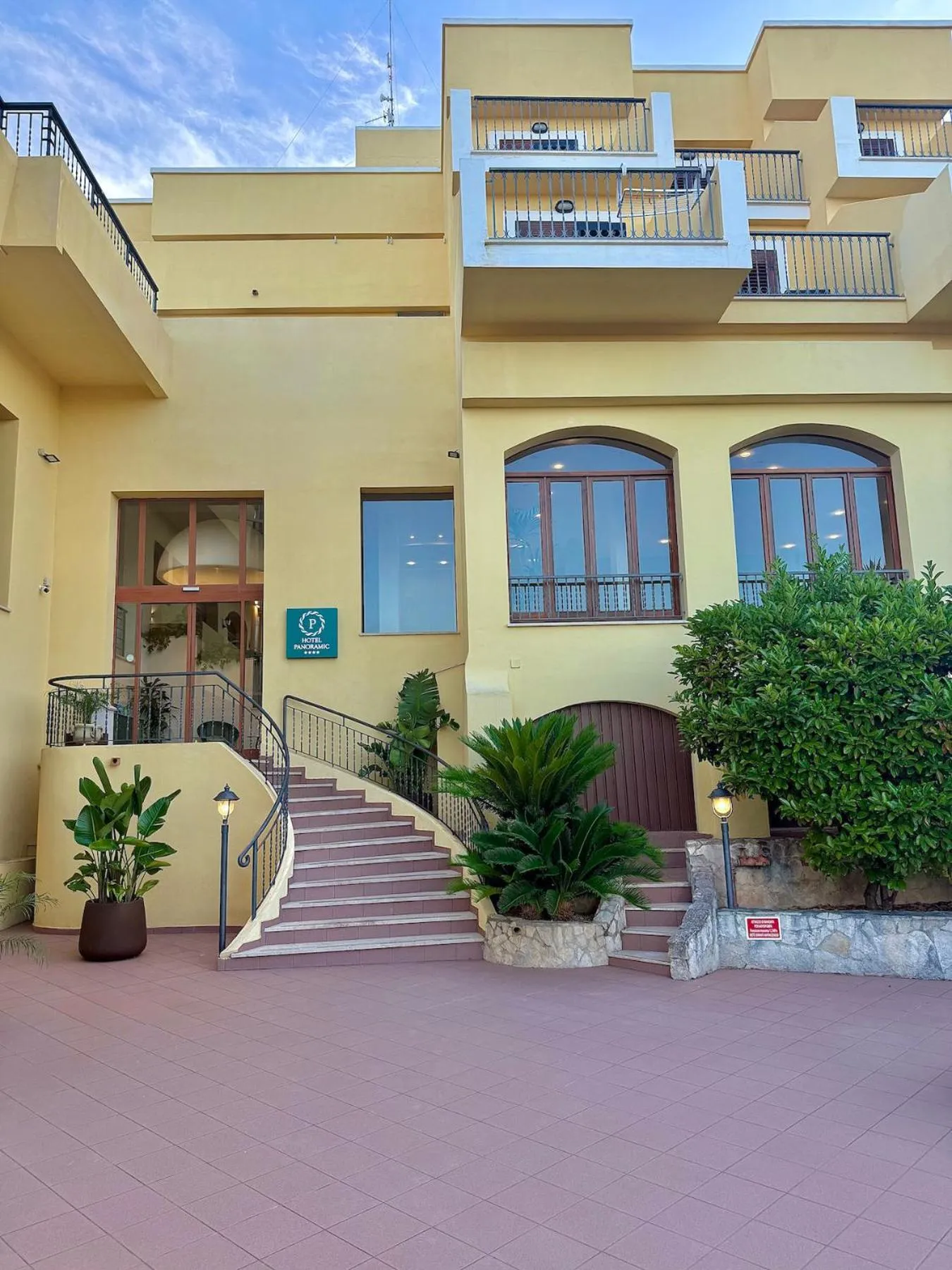 Property building in Hotel Panoramic