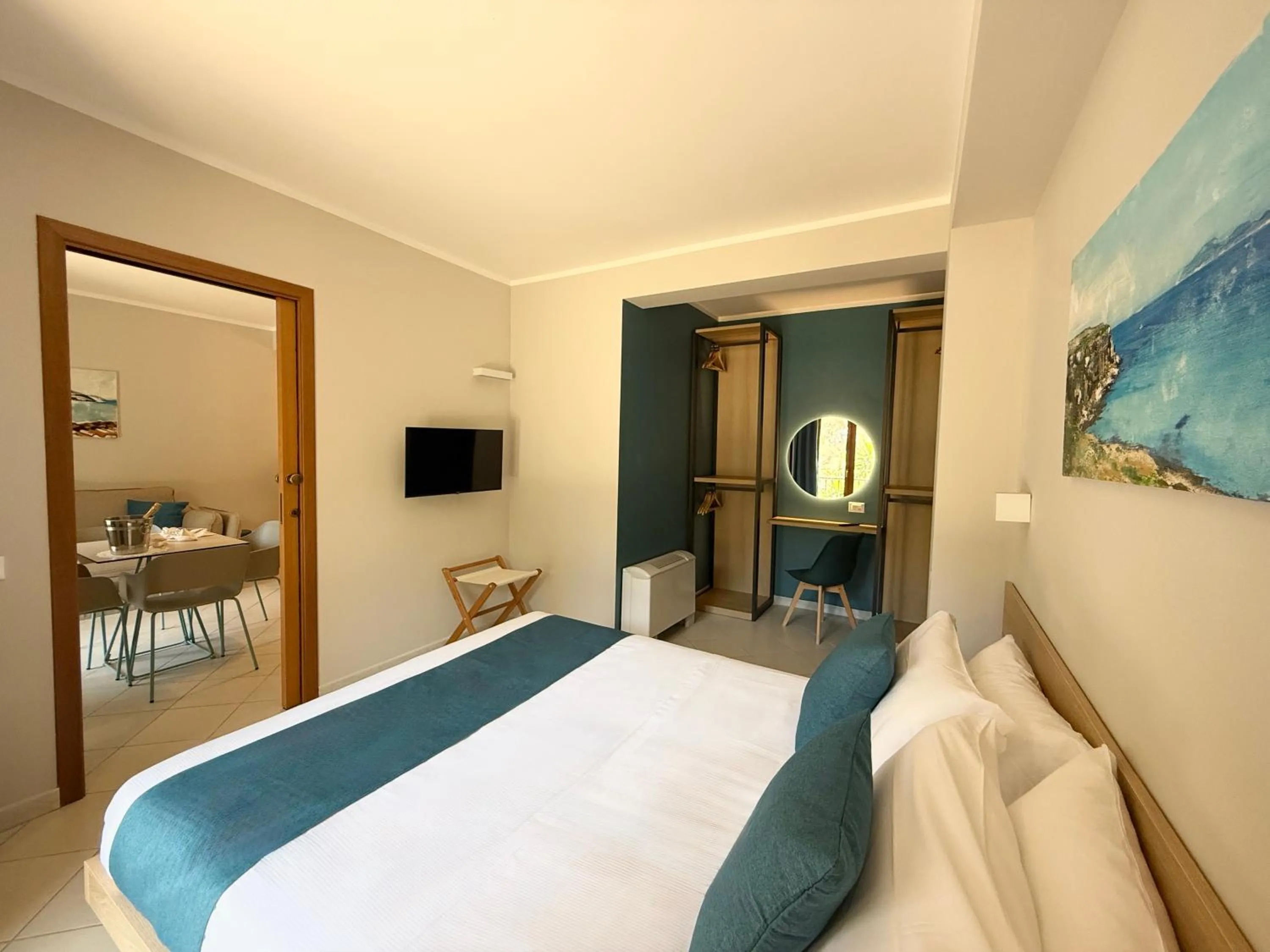 Photo of the whole room, Bed in Hotel Panoramic