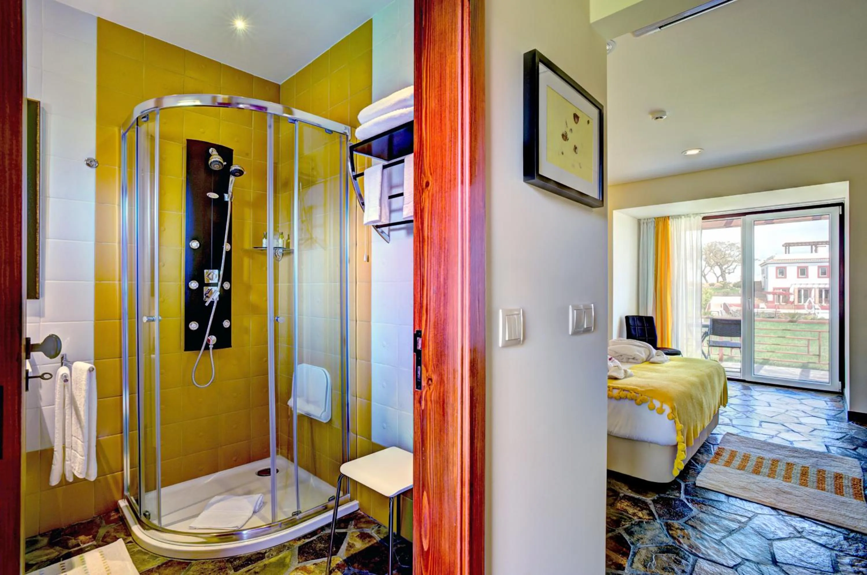 Photo of the whole room, Bed in Monte Xisto Country Charm Hotel