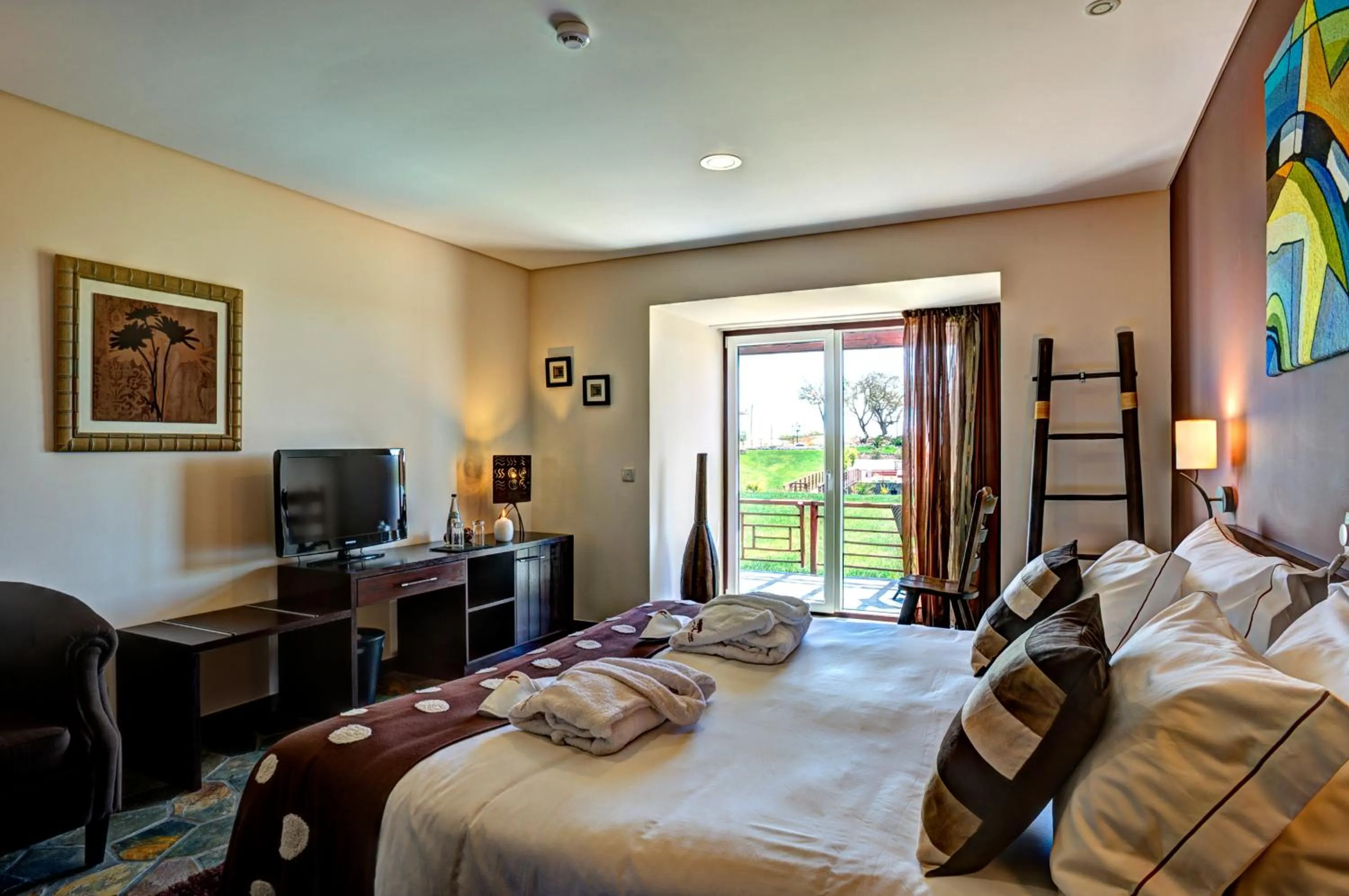 Photo of the whole room, Bed in Monte Xisto Country Charm Hotel