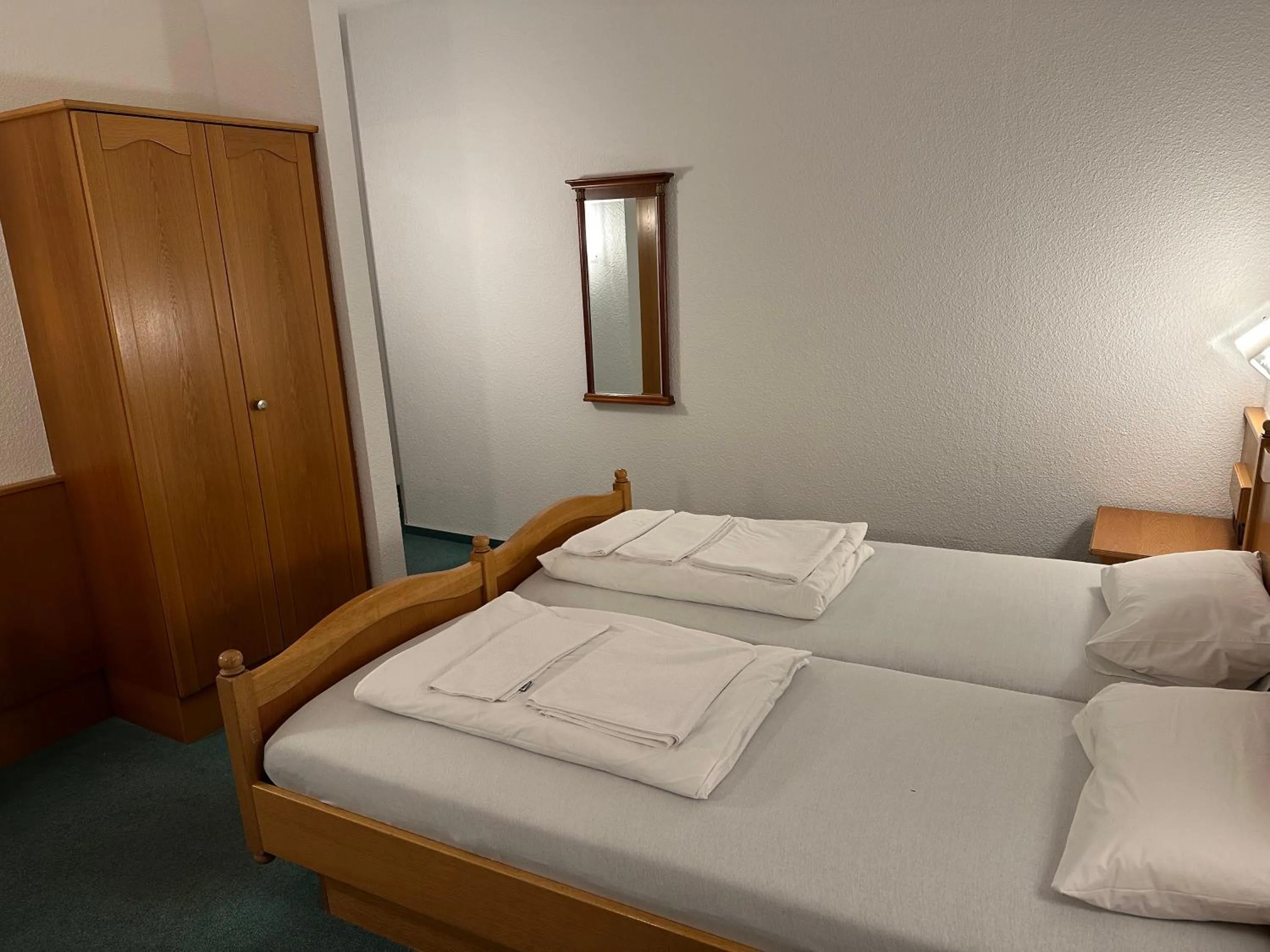 Bed in Hotel Sachsenhof