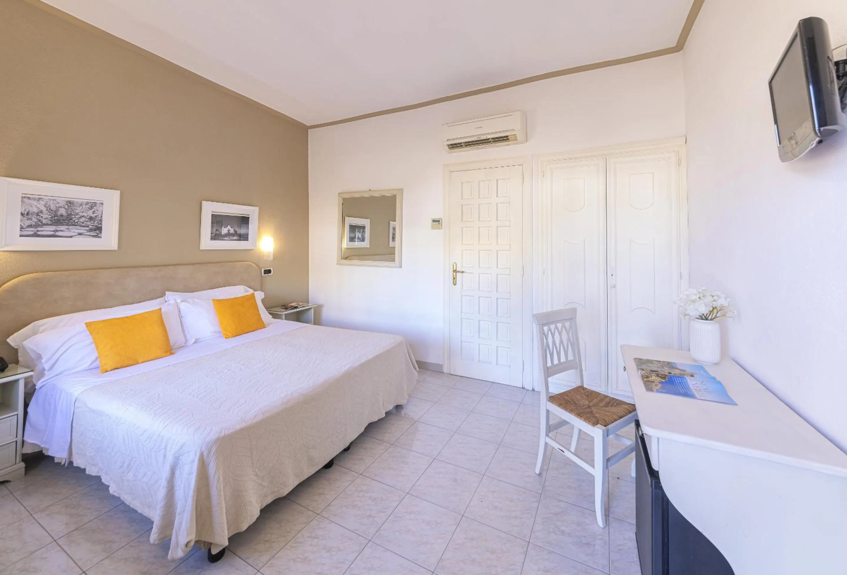 Bedroom in Hotel Terme Principe