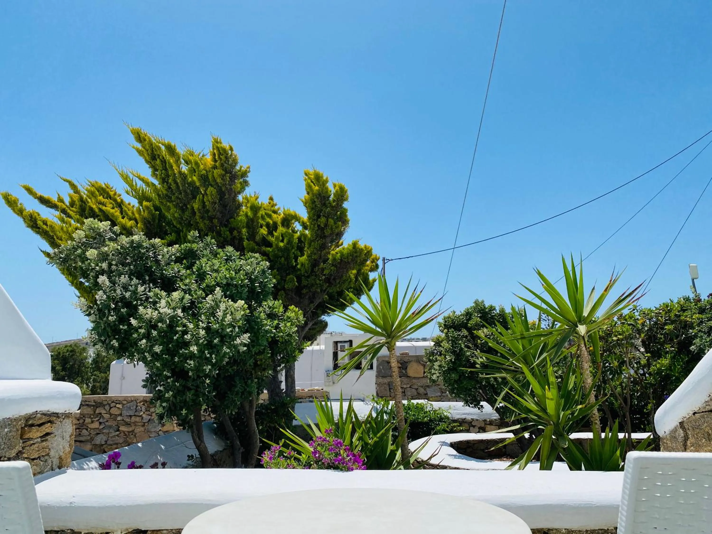 Eleftheria Hotel & Apartments