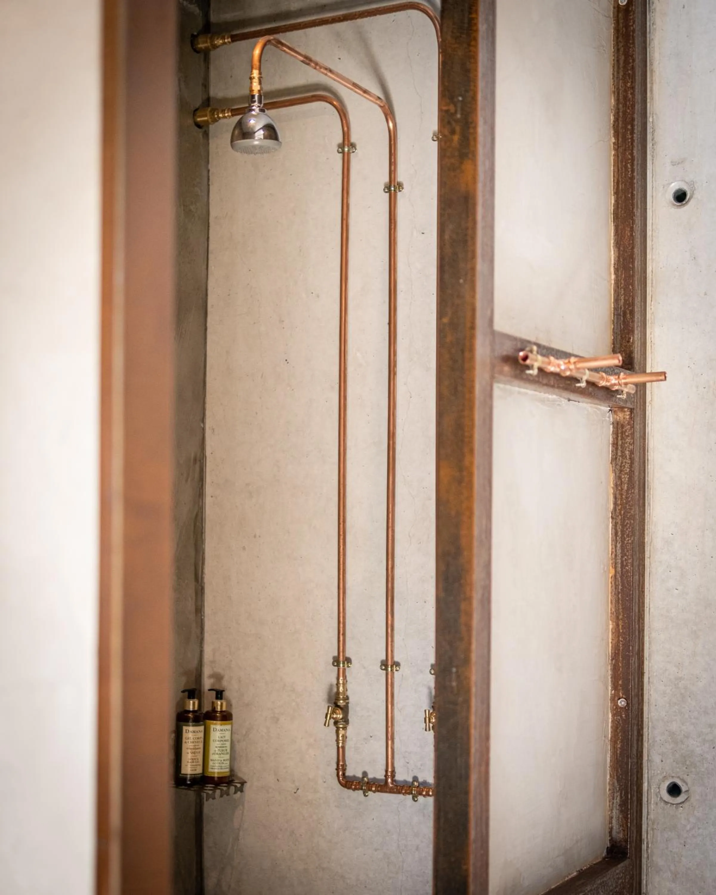 Shower in Rio do Prado