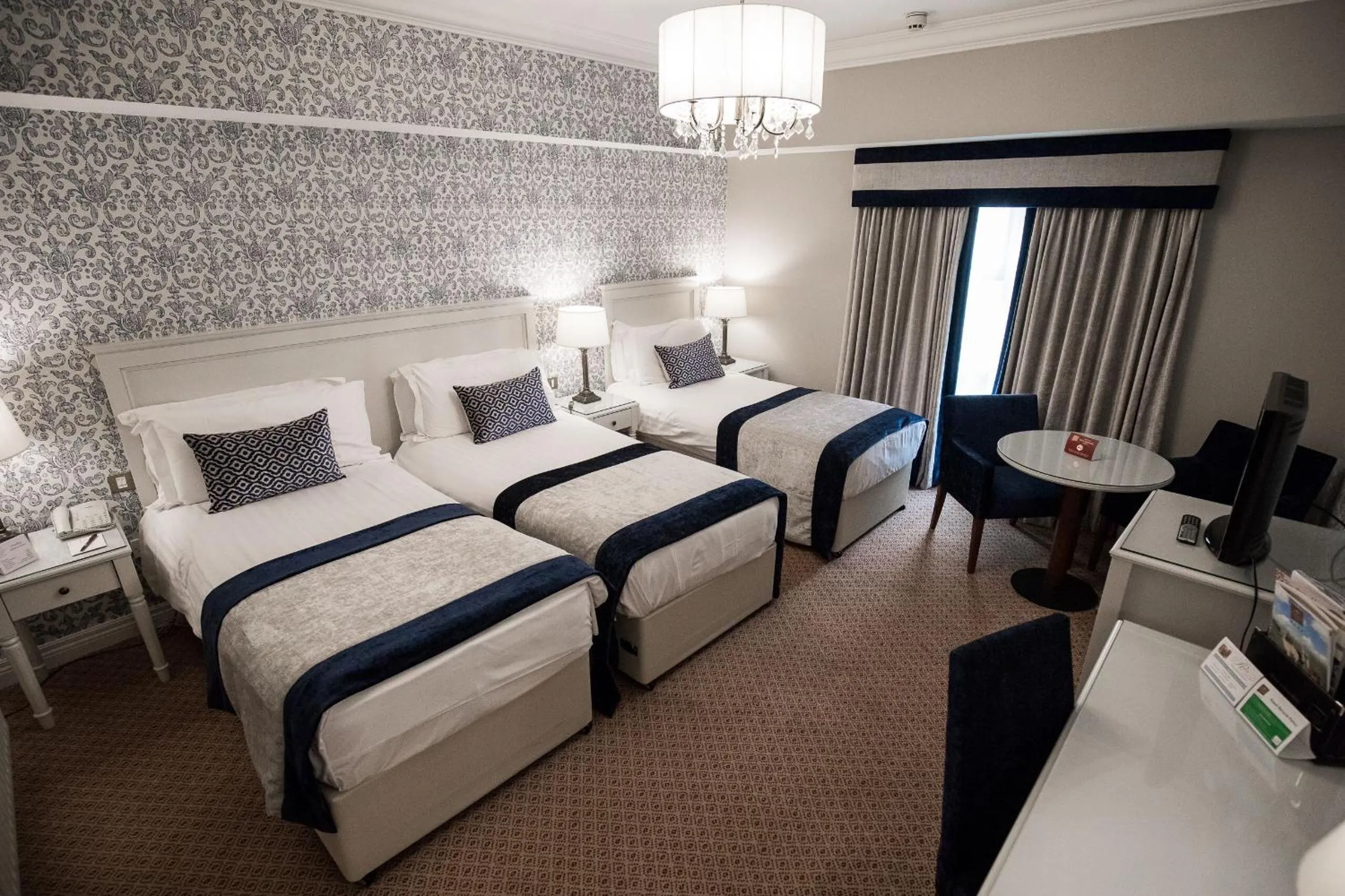 Bedroom, Bed in Clanard Court Hotel