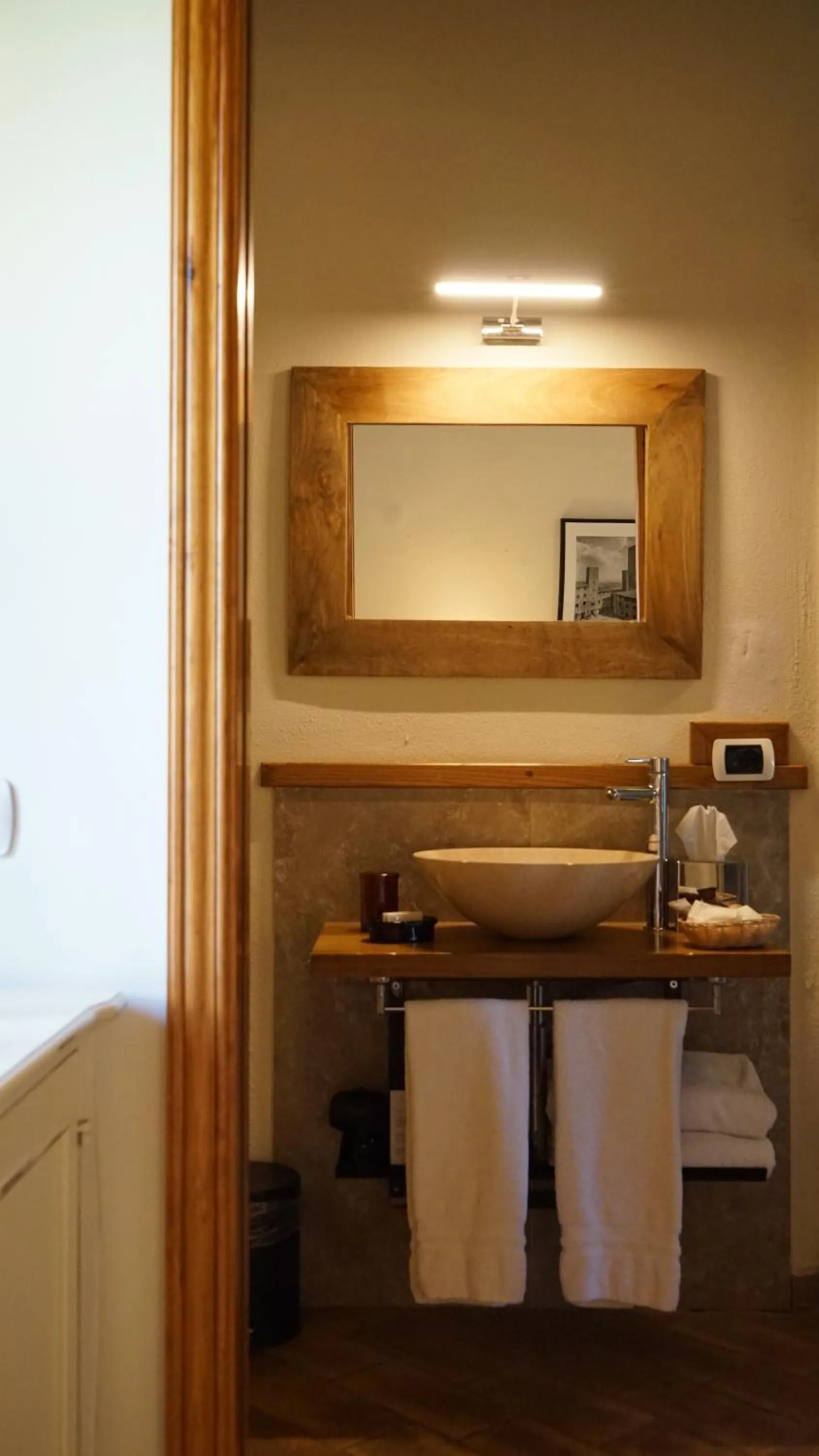 Bathroom in Mormoraia