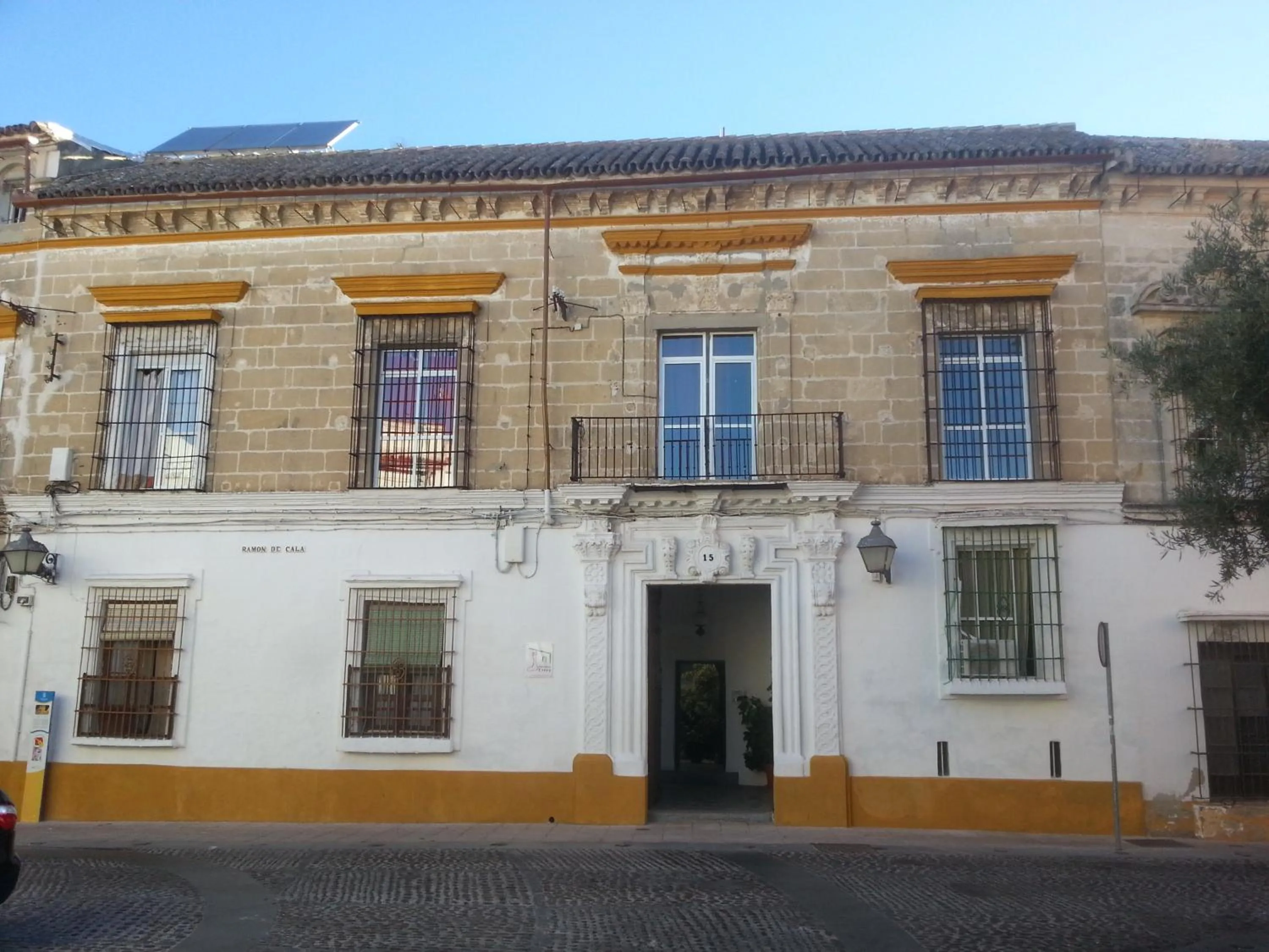 Property building in Apartamentos Jerez