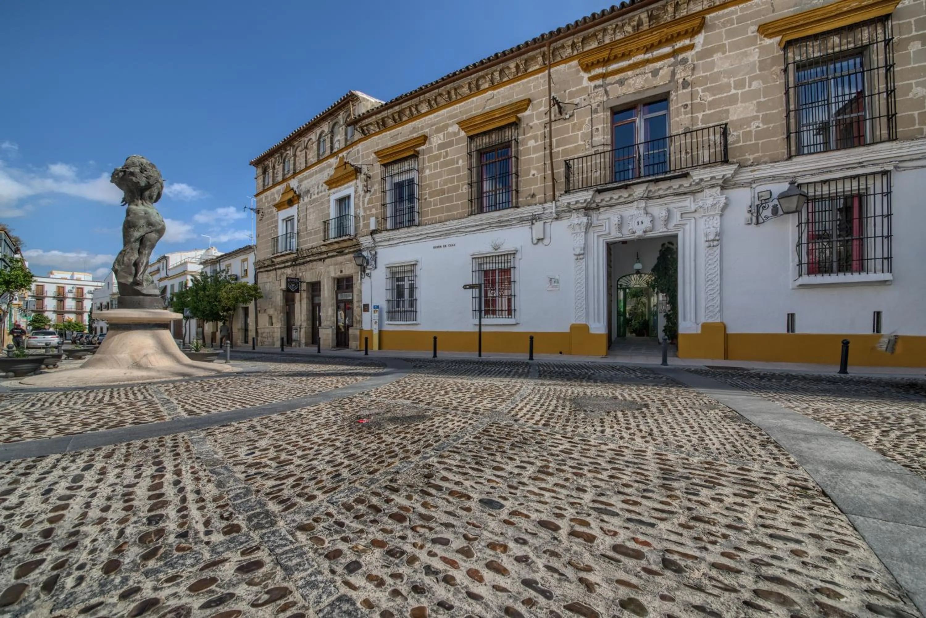 Property building in Apartamentos Jerez