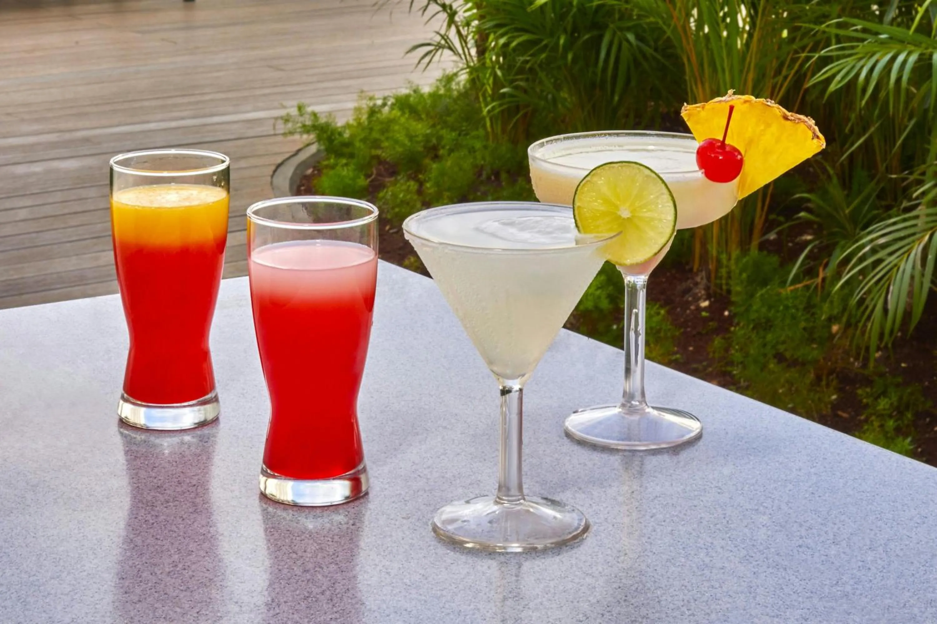 Restaurant/places to eat in City Express Suites by Marriott Cancún Aeropuerto