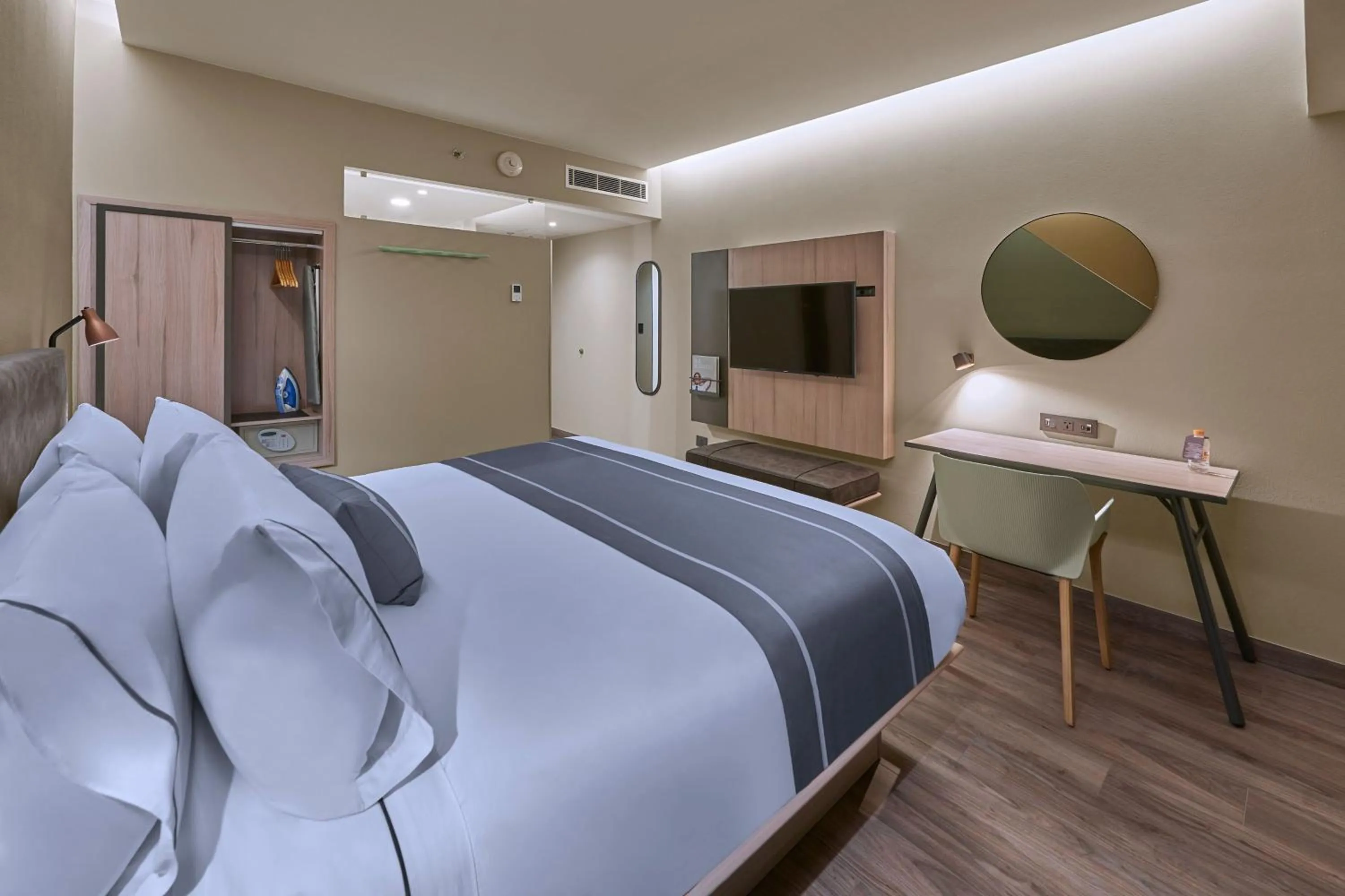 Bedroom, Bed in City Express Plus by Marriott Ciudad de Mexico Interlomas