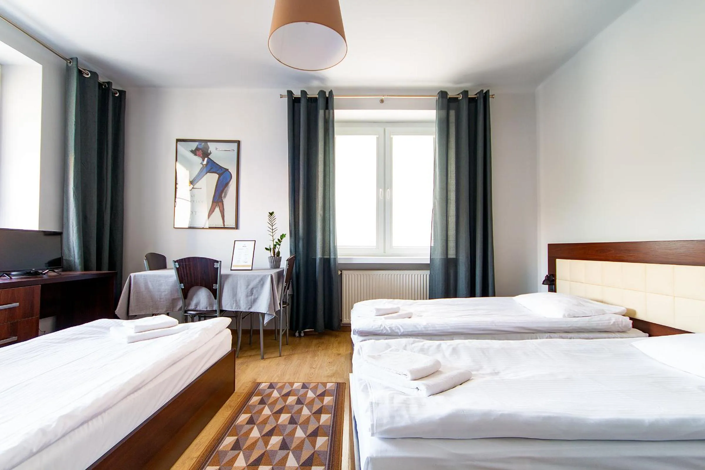 Triple Room in Avion Hotel