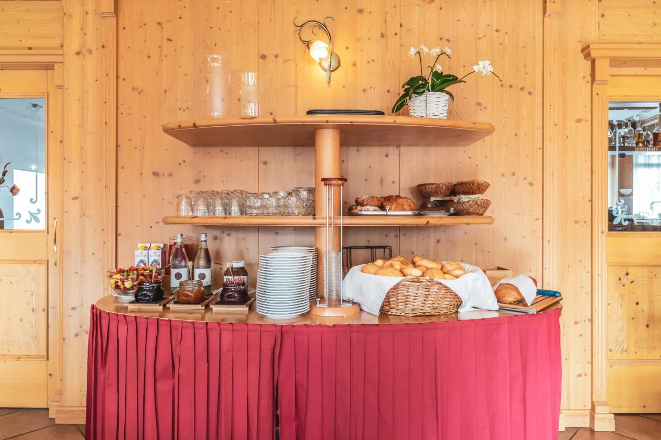 Food and drinks in Garnì Bellavista