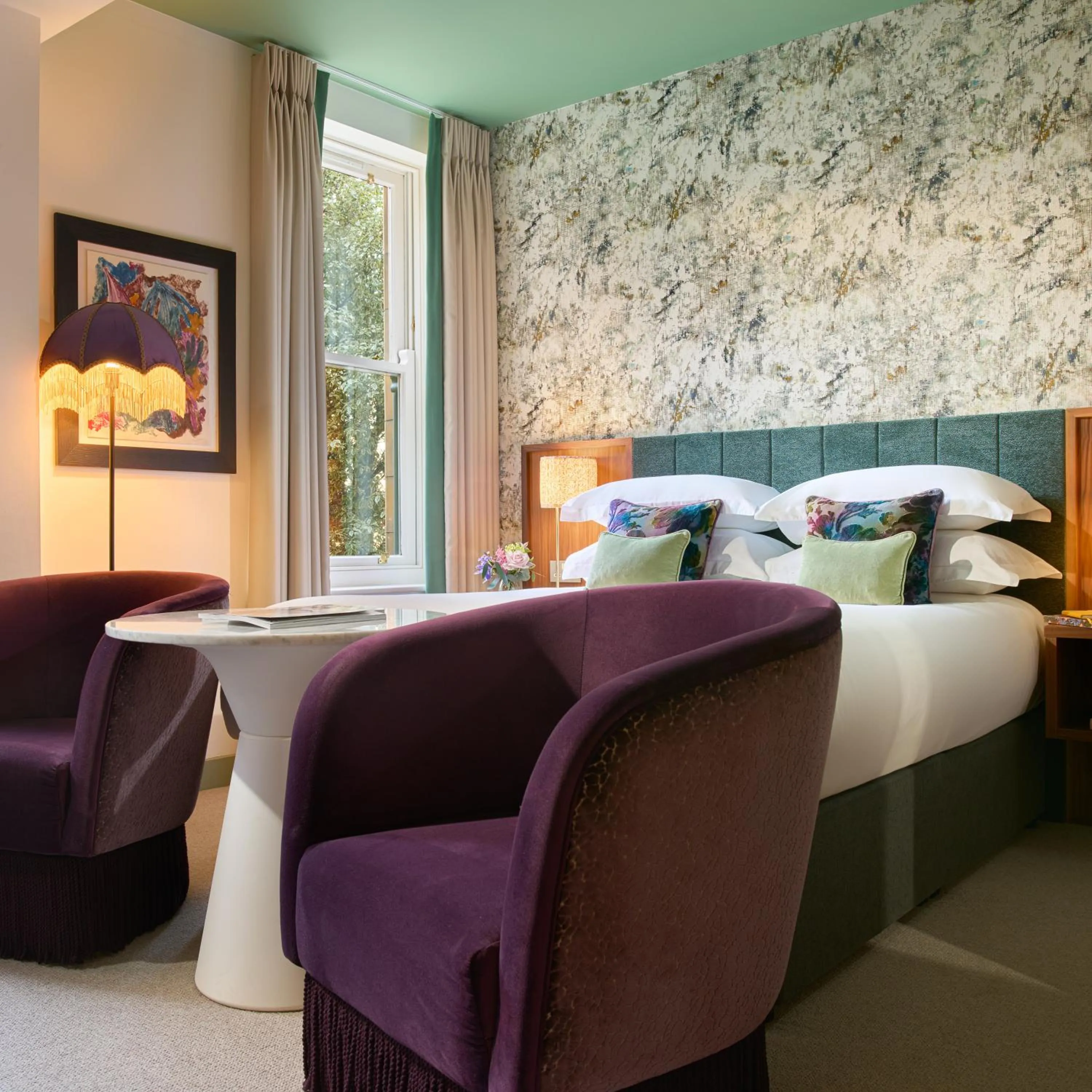 Bedroom, Bed in Dylan