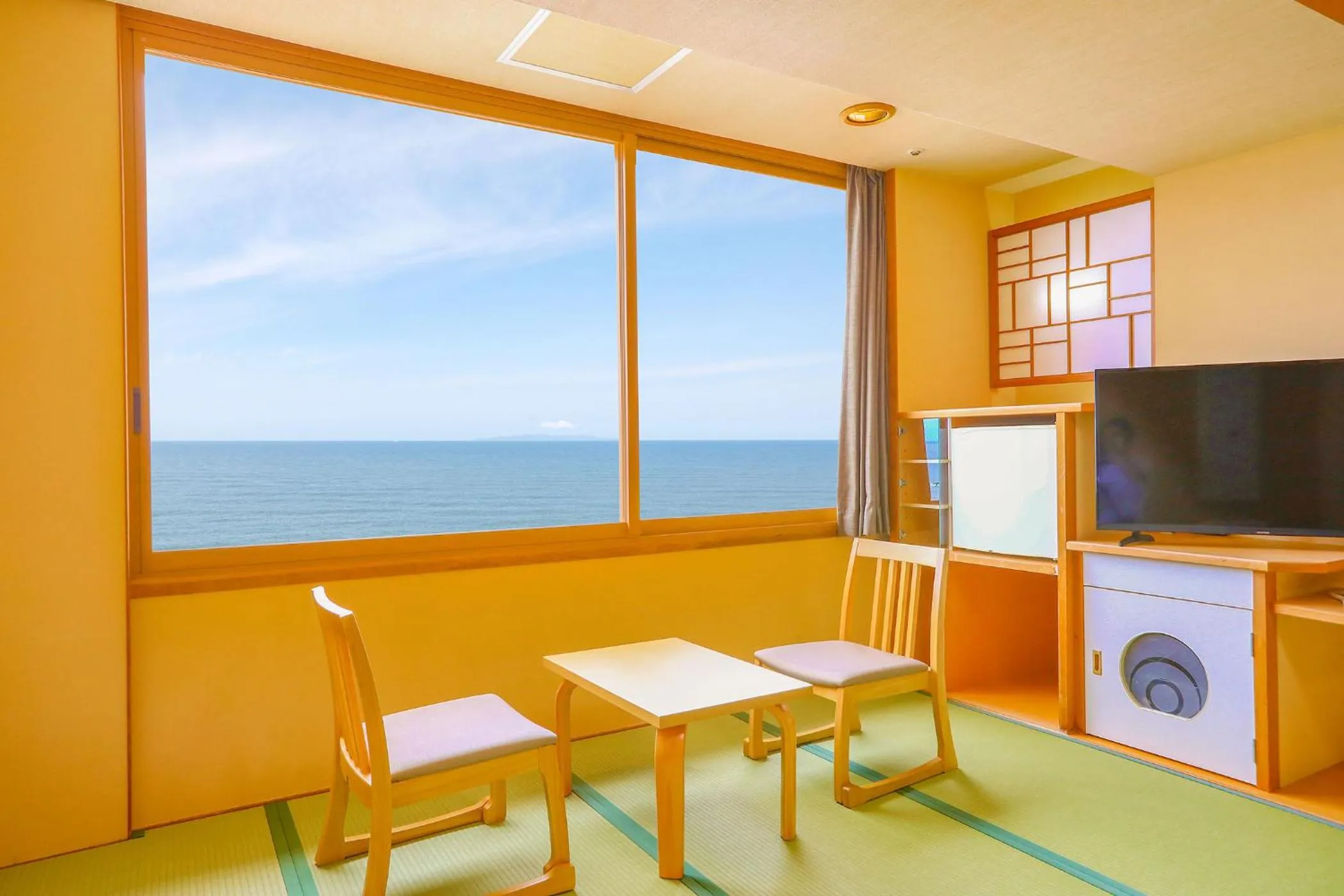 Photo of the whole room in Ooedo Onsen Monogatari Premium Shiomiso