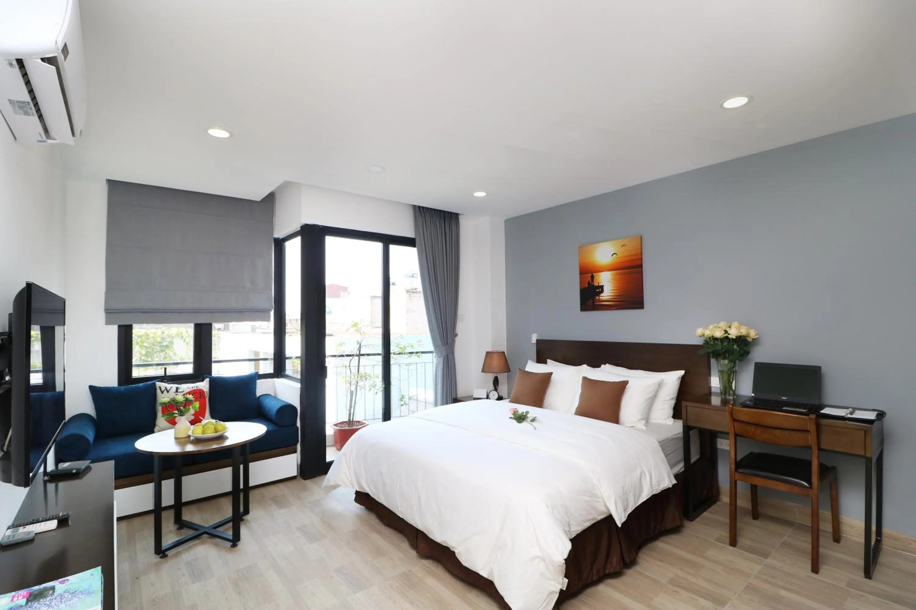 Photo of the whole room, Bed in ISTAY Hotel Apartment 6