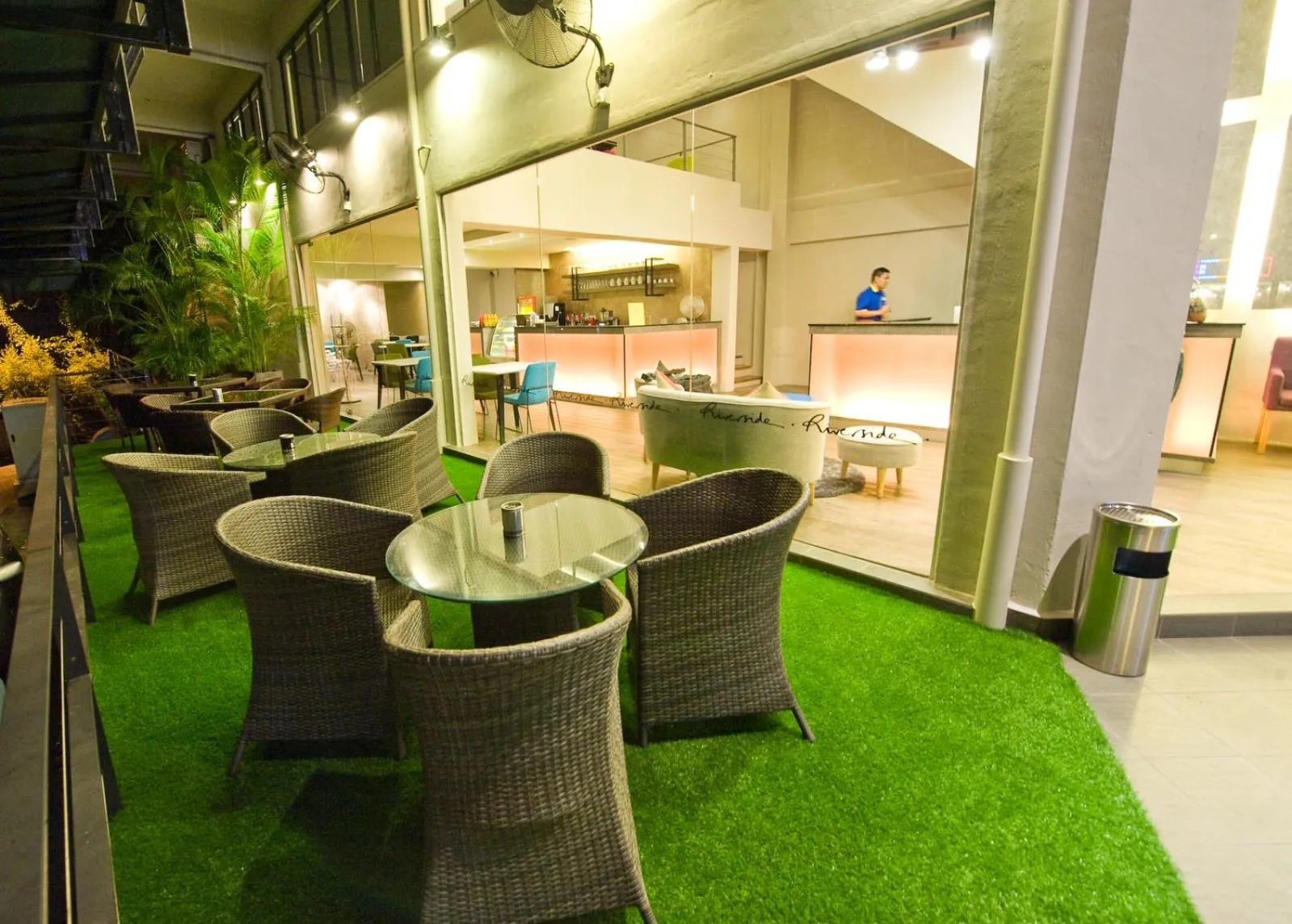 Riverside Boutique Hotel