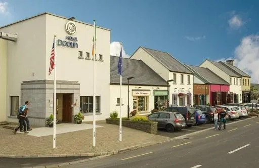 Facade/entrance in Hotel Doolin