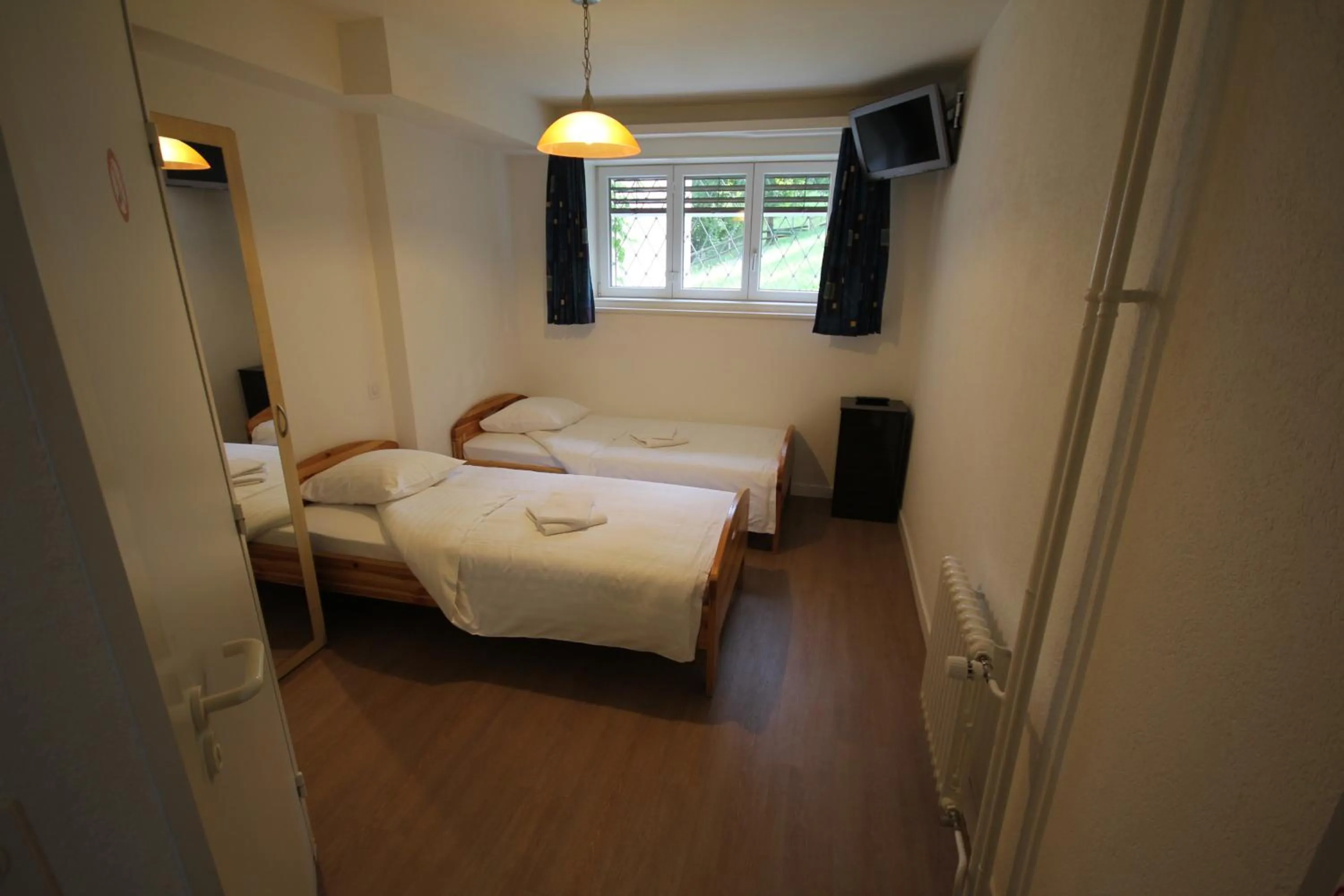 Photo of the whole room, Bed in Hotel Abaca