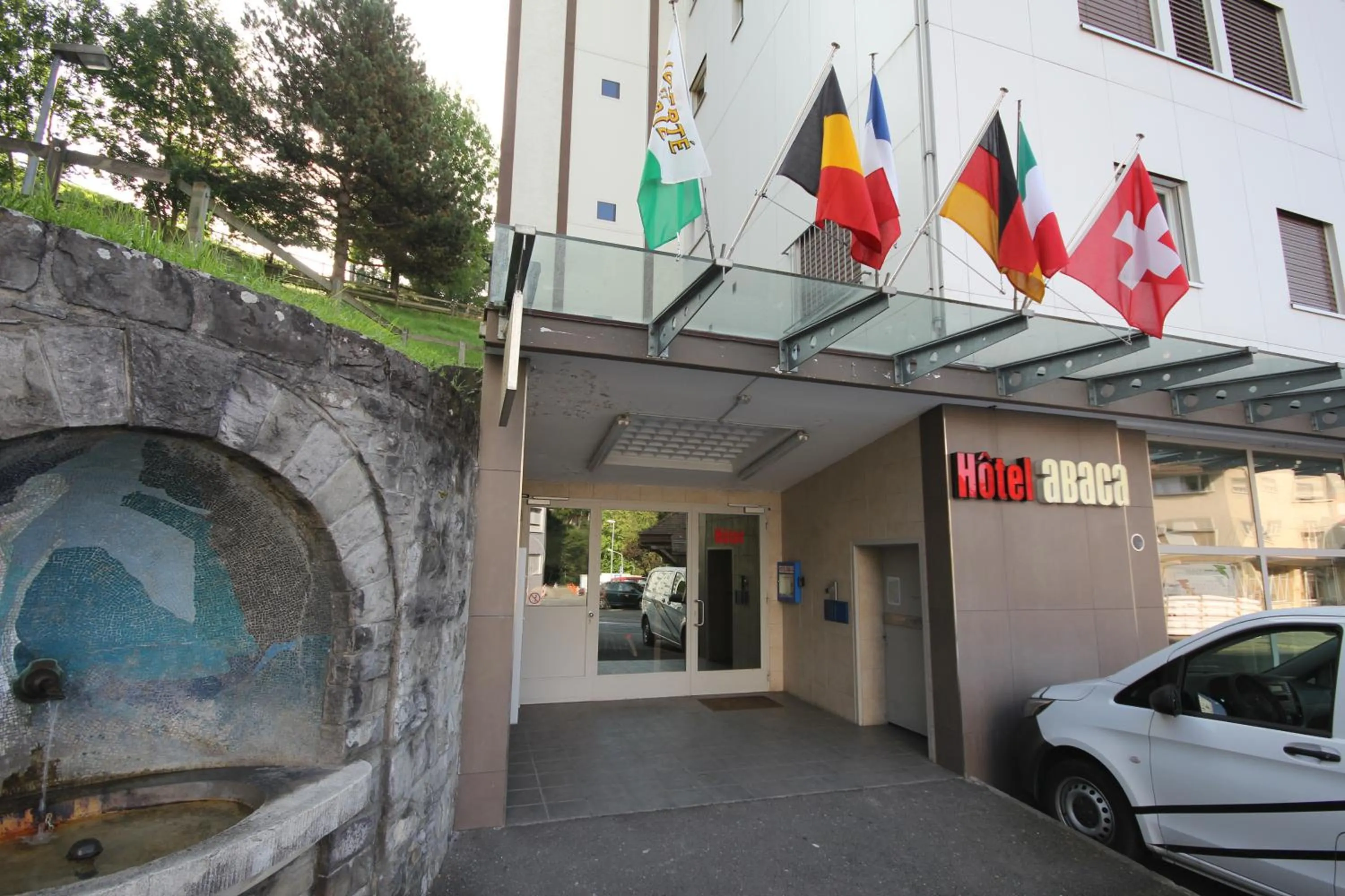 Facade/entrance in Hotel Abaca