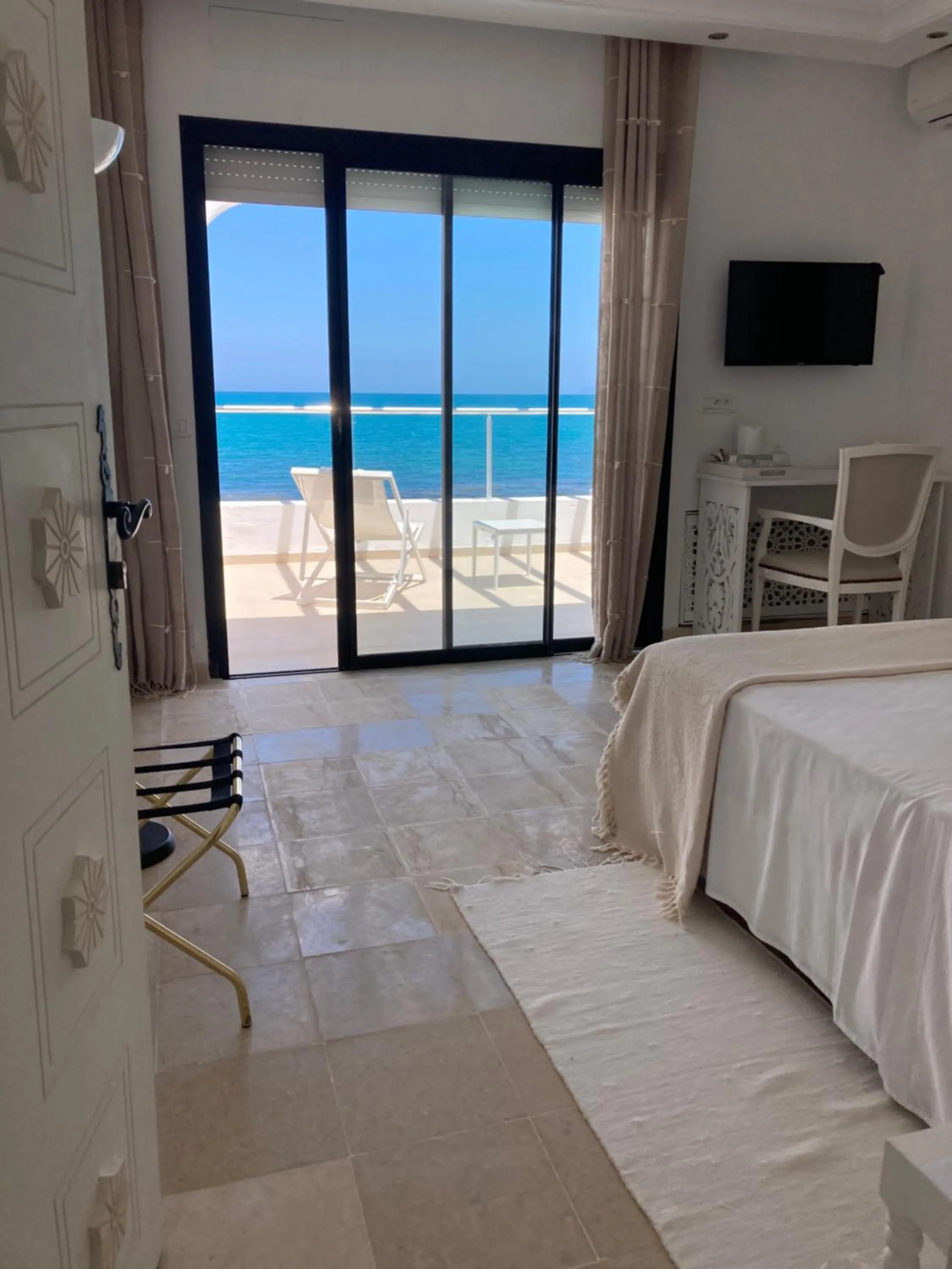 Bedroom, Bed in Dar Corniche La Marsa (Adults Only)