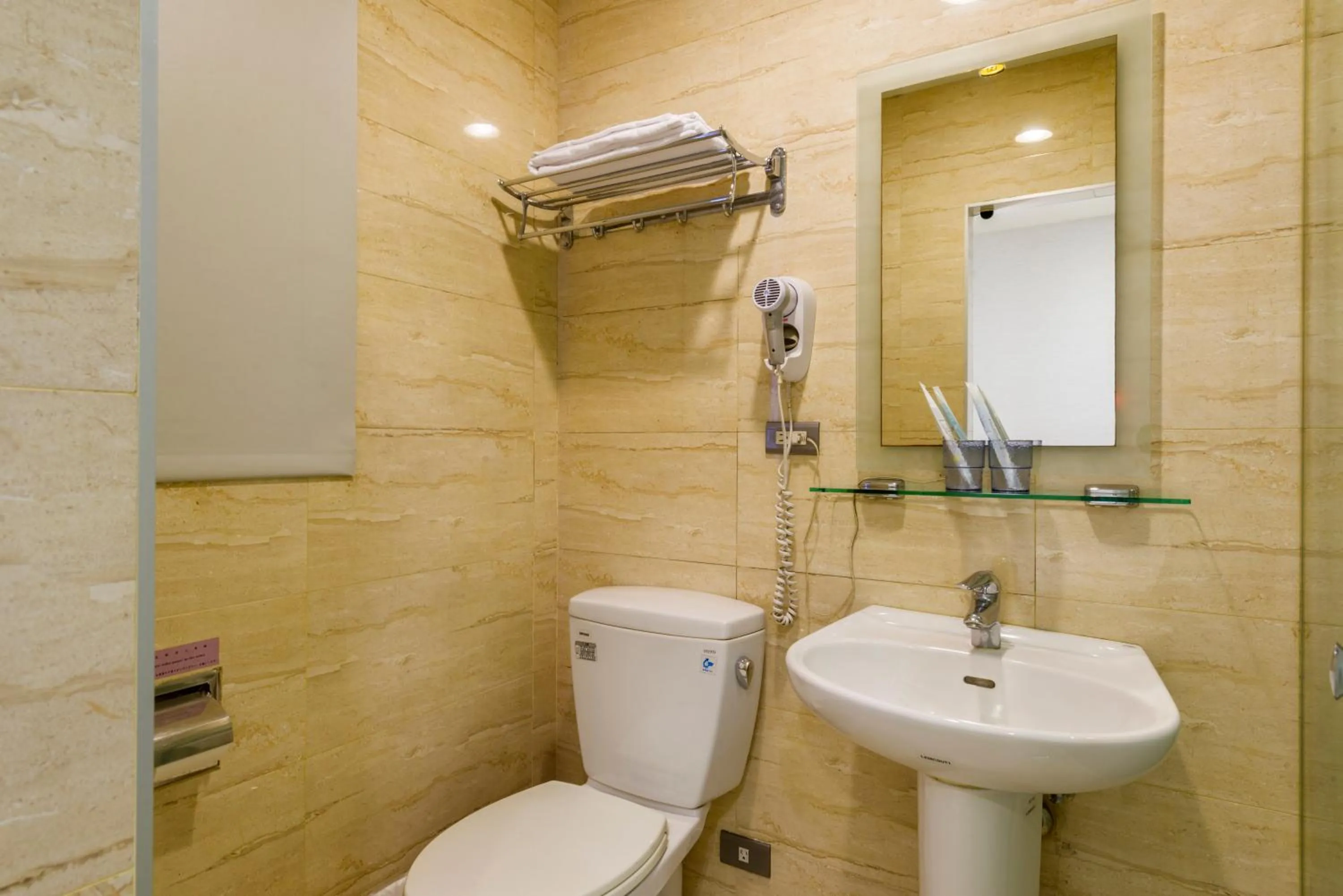 Bedroom in Shihlin Metro Home