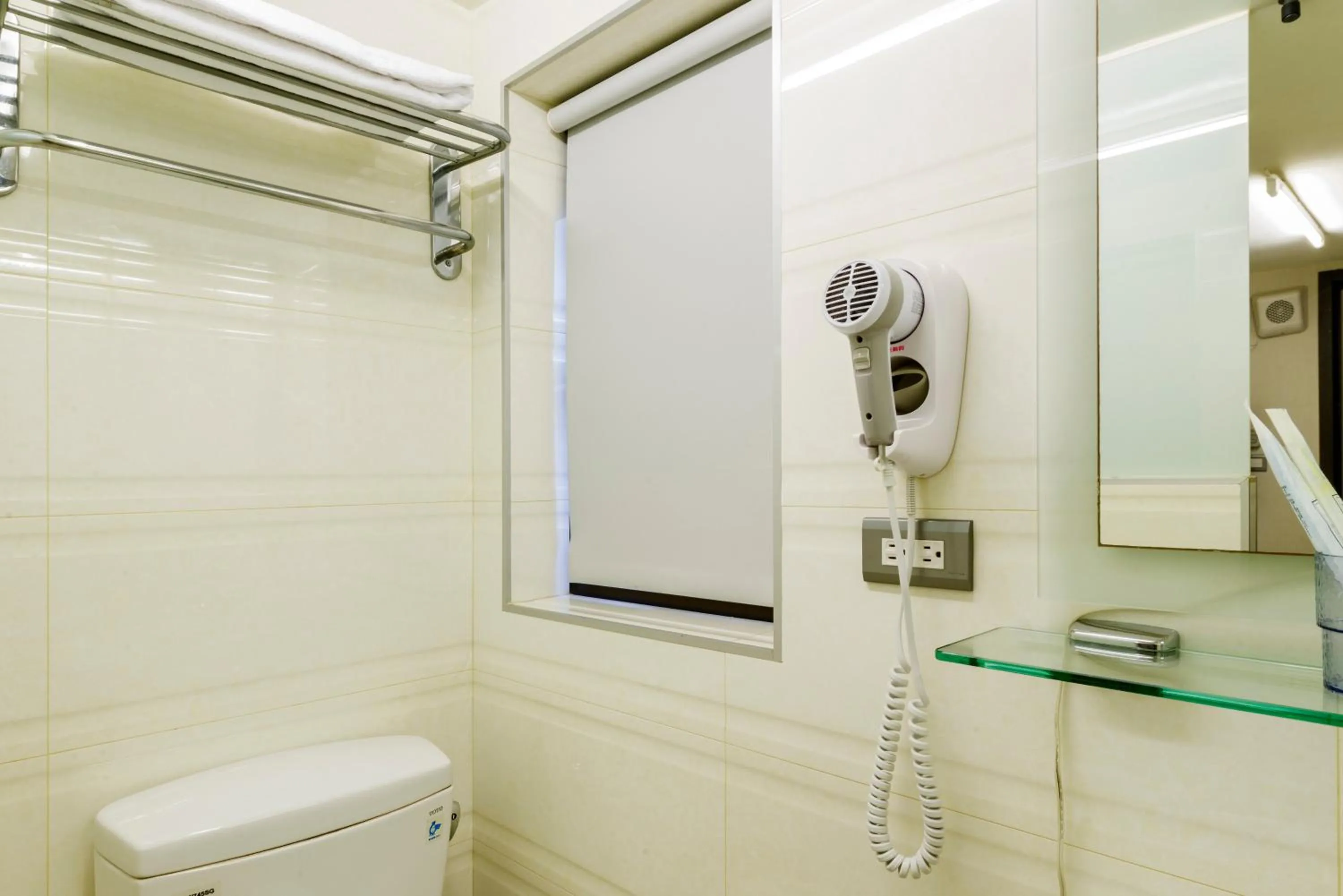 Bathroom in Shihlin Metro Home